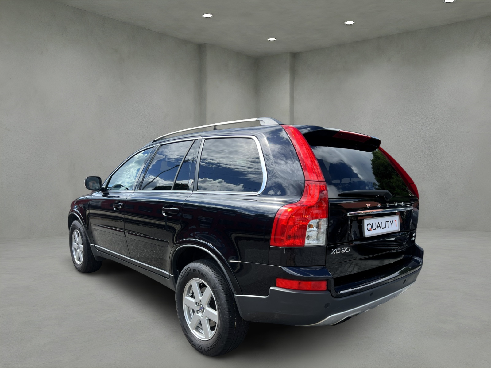 VOLVO XC90 D5 AWD Kinetic-image-2