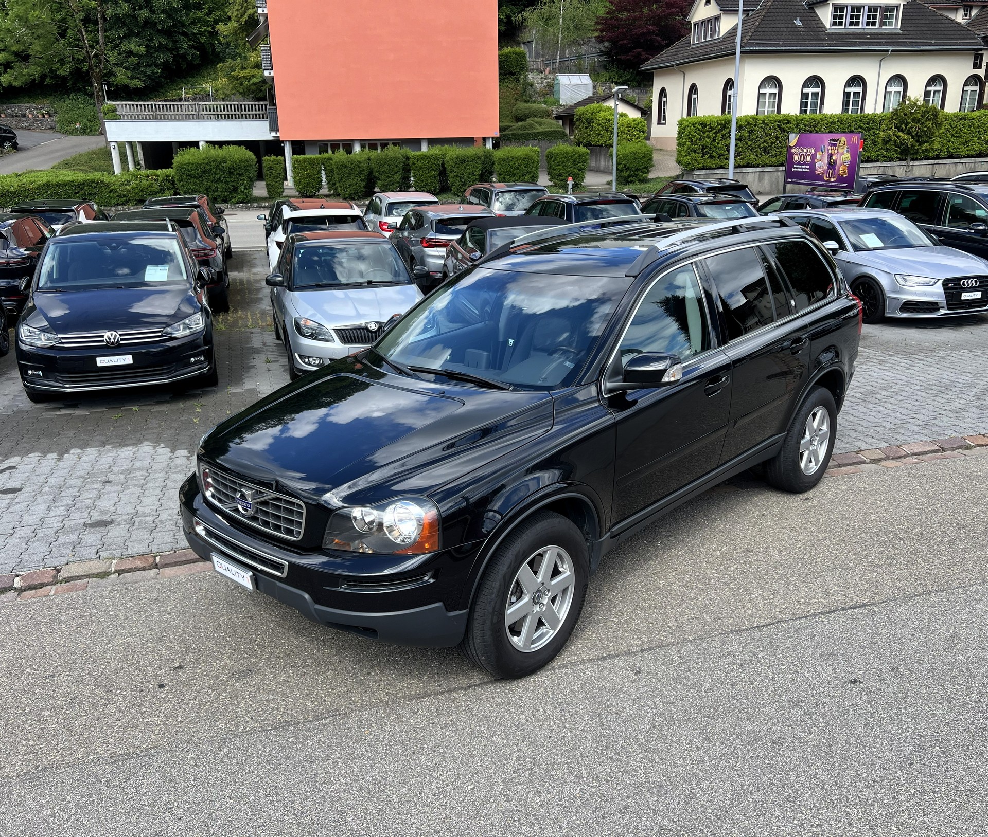 VOLVO XC90 D5 AWD Kinetic-image-9