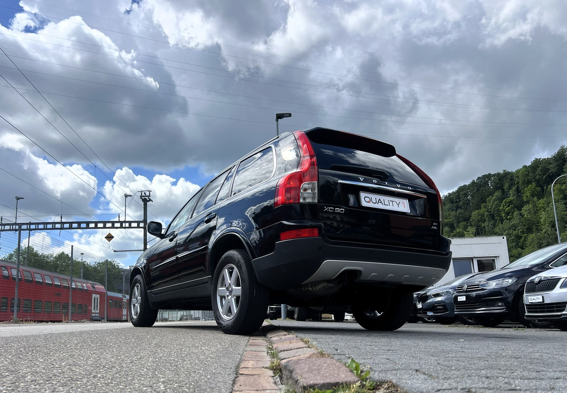 VOLVO XC90 D5 AWD Kinetic-image-8