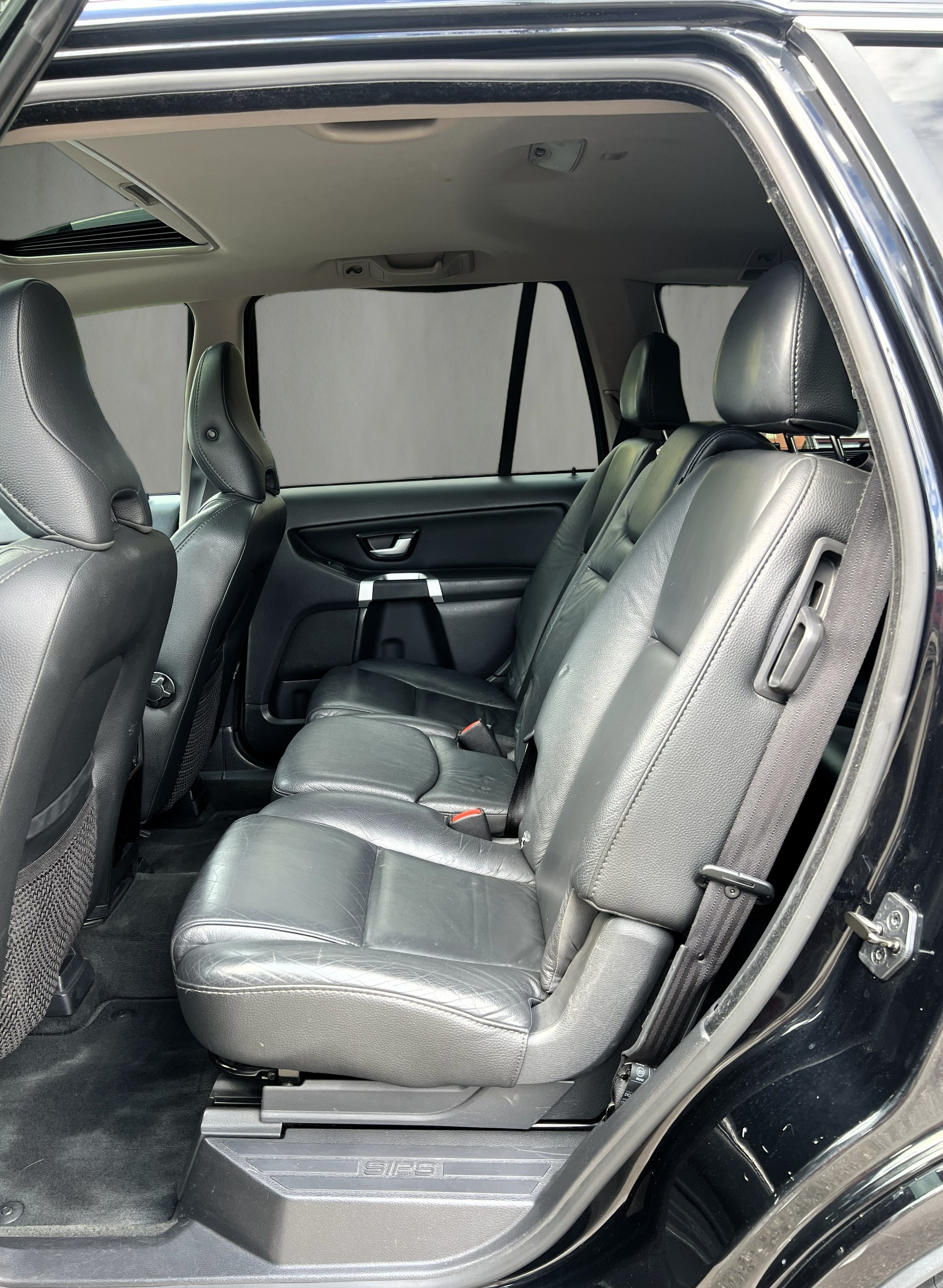 VOLVO XC90 D5 AWD Kinetic-image-11