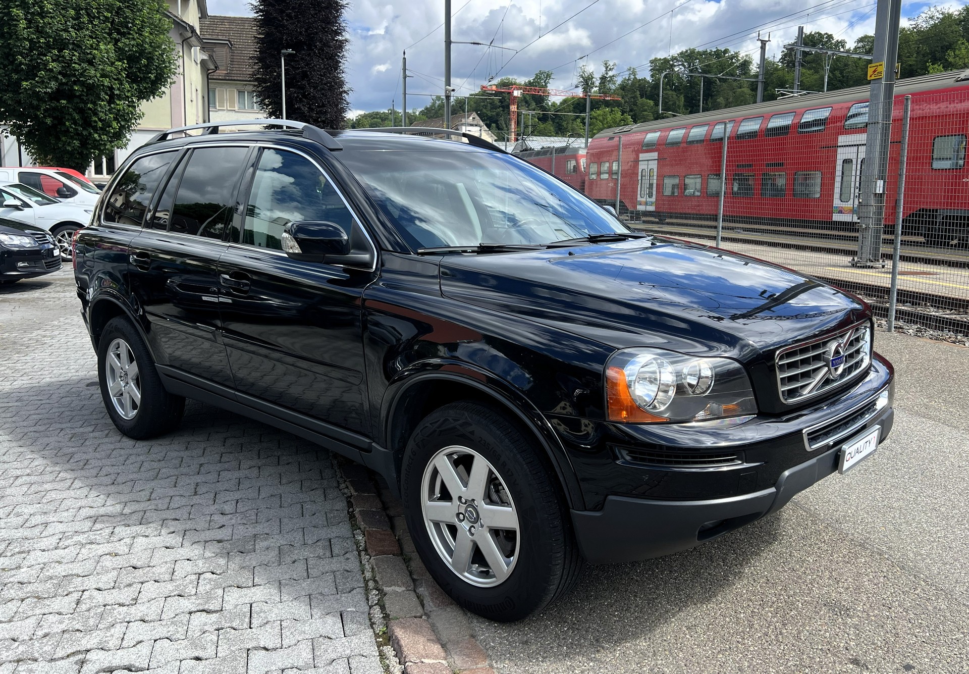 VOLVO XC90 D5 AWD Kinetic-image-5