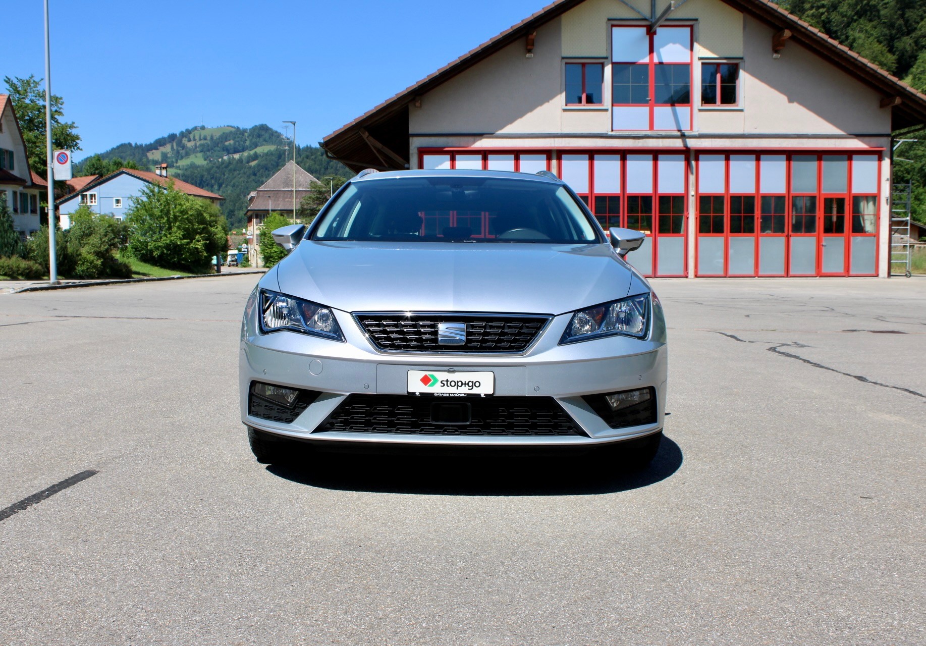 SEAT Leon ST 1.6 TDI CR Style DSG-image-1