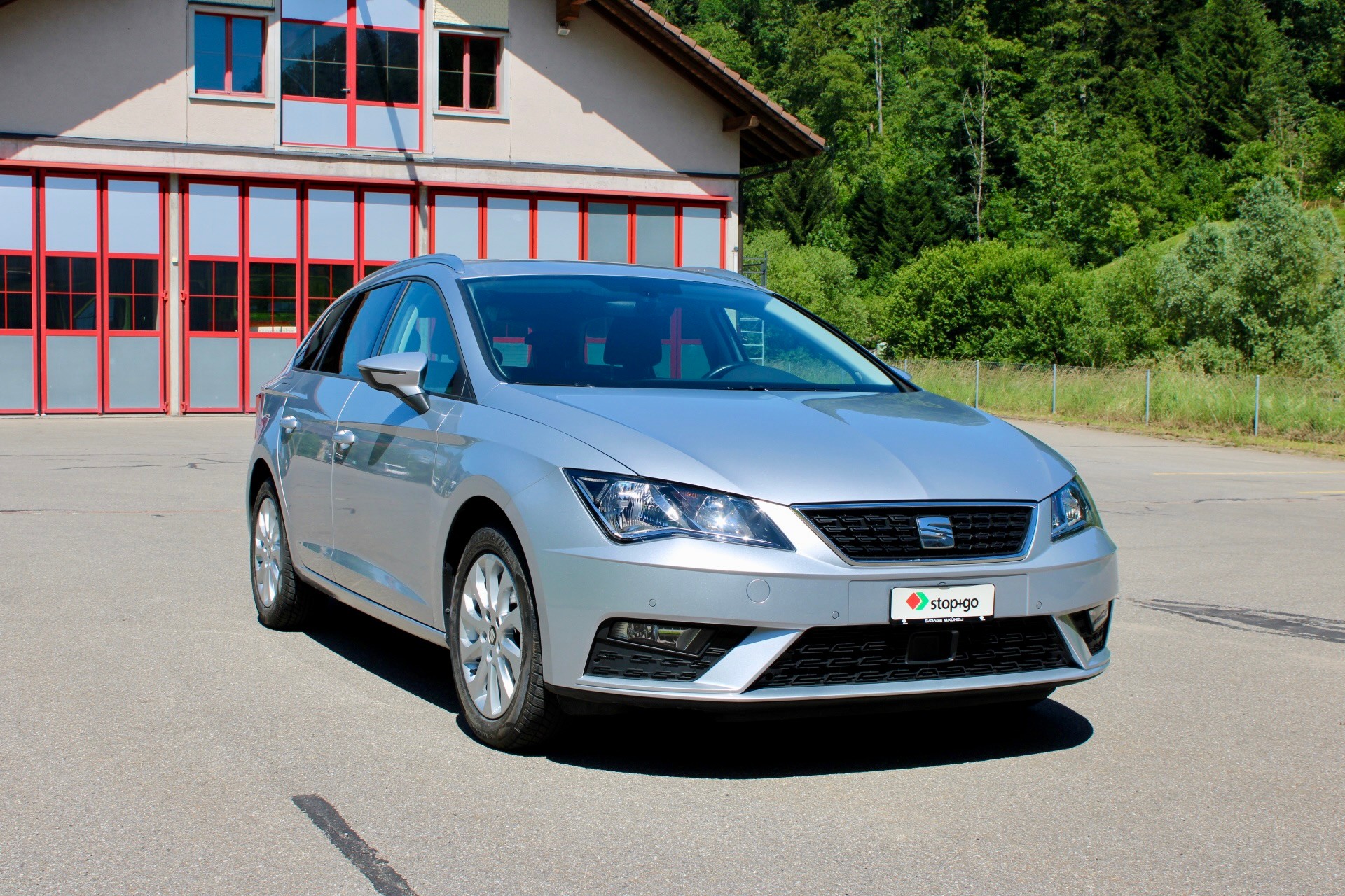 SEAT Leon ST 1.6 TDI CR Style DSG-image-2