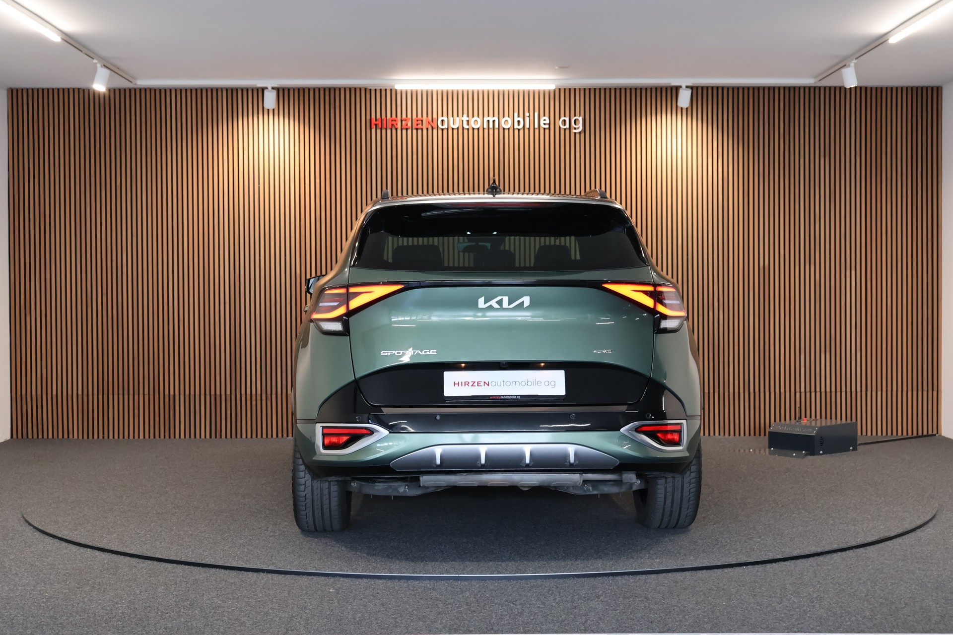 KIA Sportage 1.6T-GDi MHEV GT-Line 4x4 7DCT-showroom-element-3