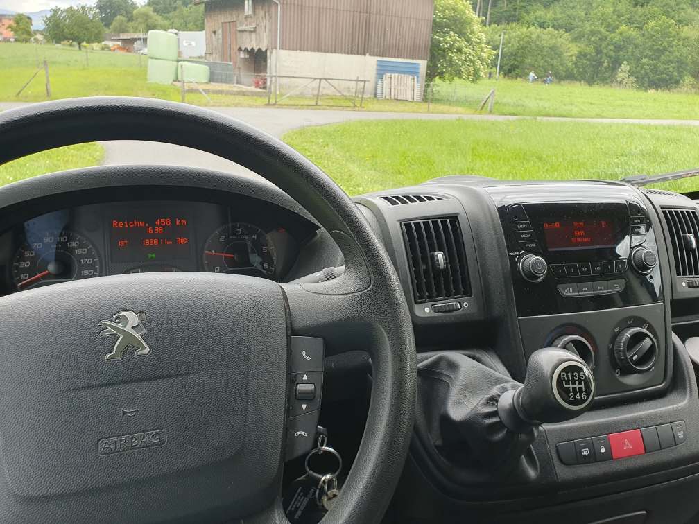 PEUGEOT Boxer Kaw. 335 L2H2 2.0 BlueHDi 130 Active-image-14