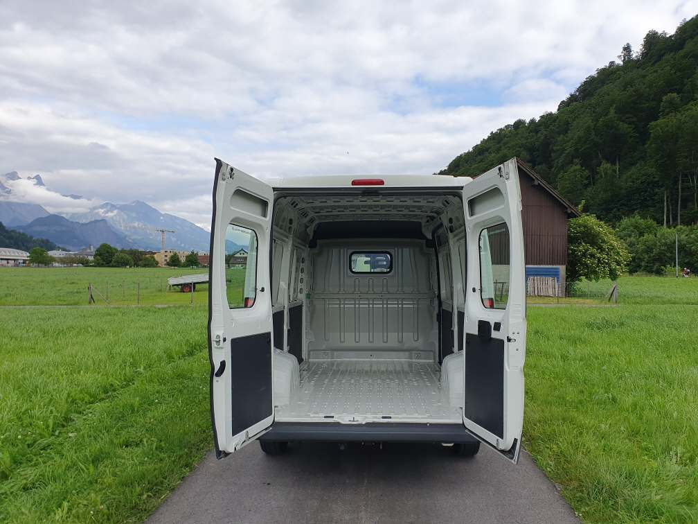 PEUGEOT Boxer Kaw. 335 L2H2 2.0 BlueHDi 130 Active-image-8