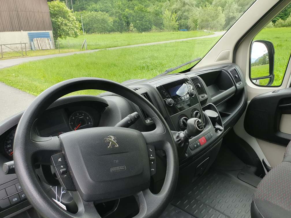 PEUGEOT Boxer Kaw. 335 L2H2 2.0 BlueHDi 130 Active-image-12