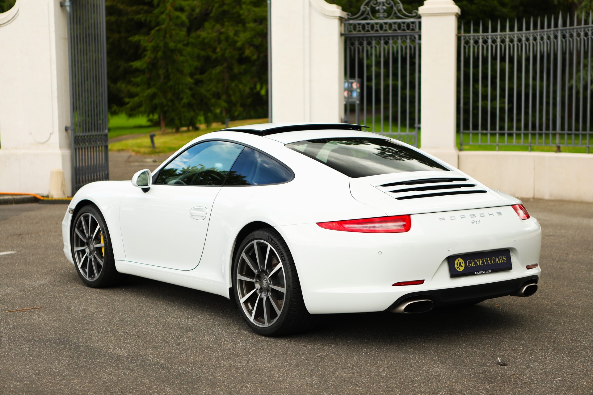 PORSCHE 911 Carrera 991.1 Boîte manuelle-image-1