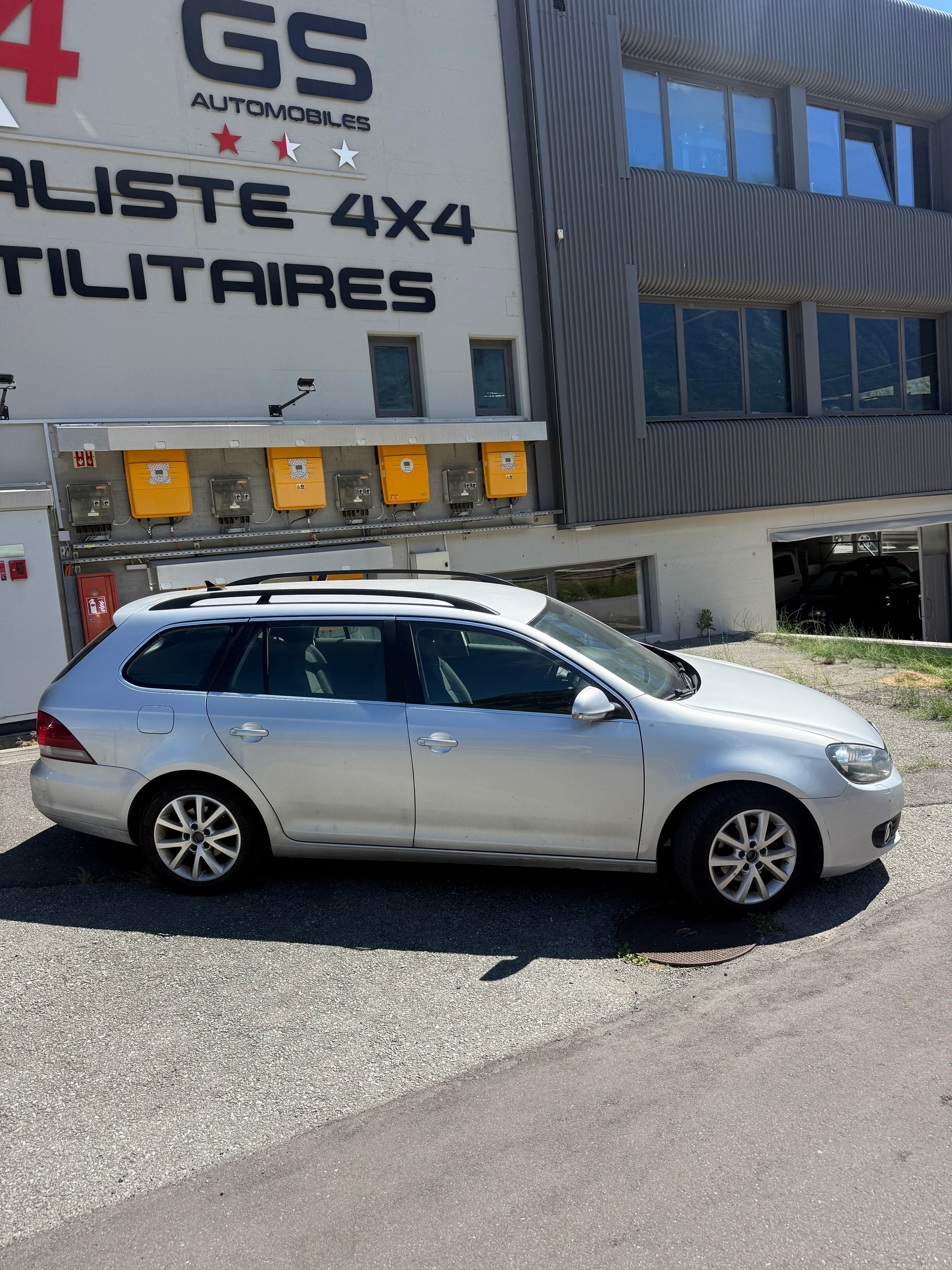 VW Golf Variant 1.4 TSI Highline-image-1