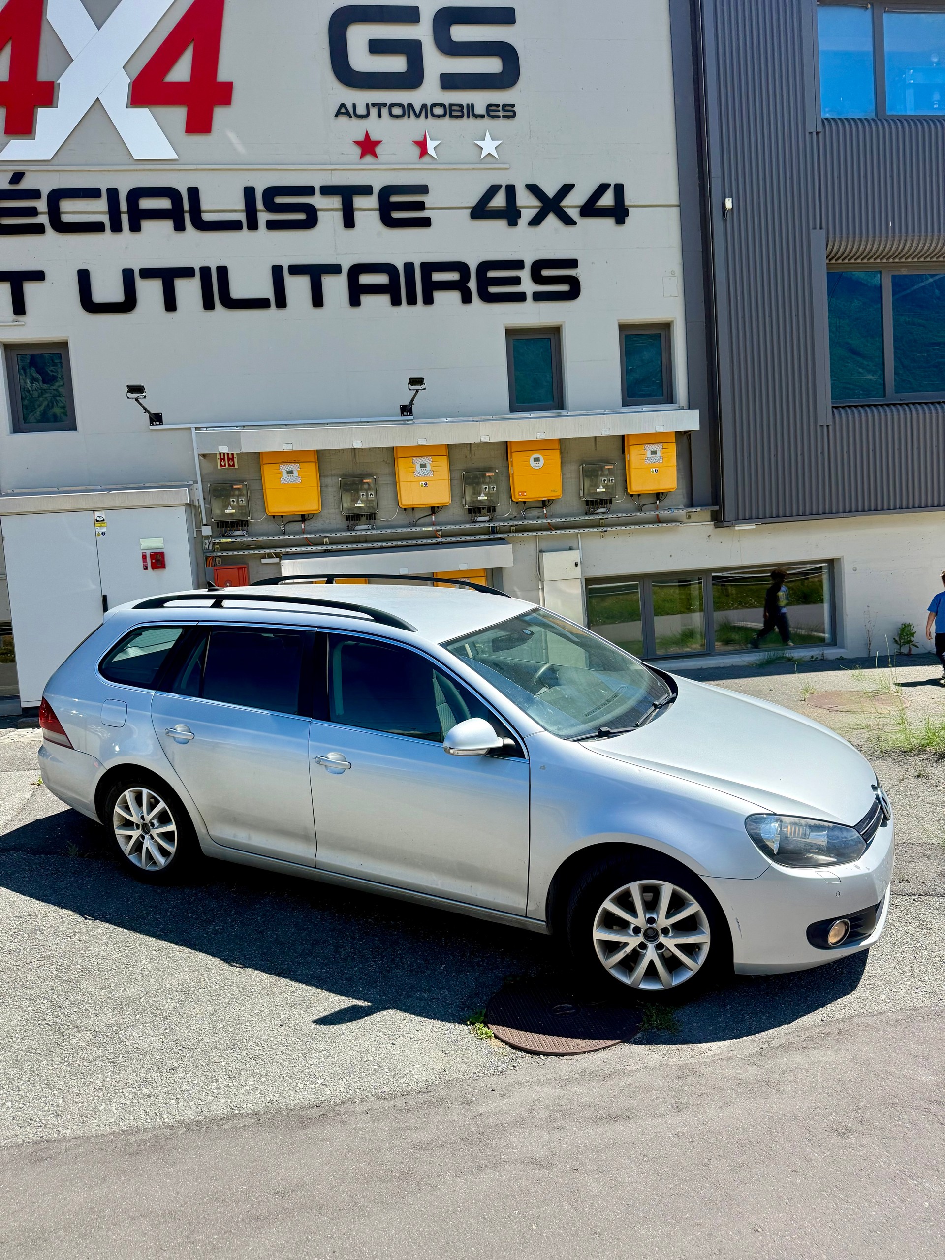 VW Golf Variant 1.4 TSI Highline-image-2