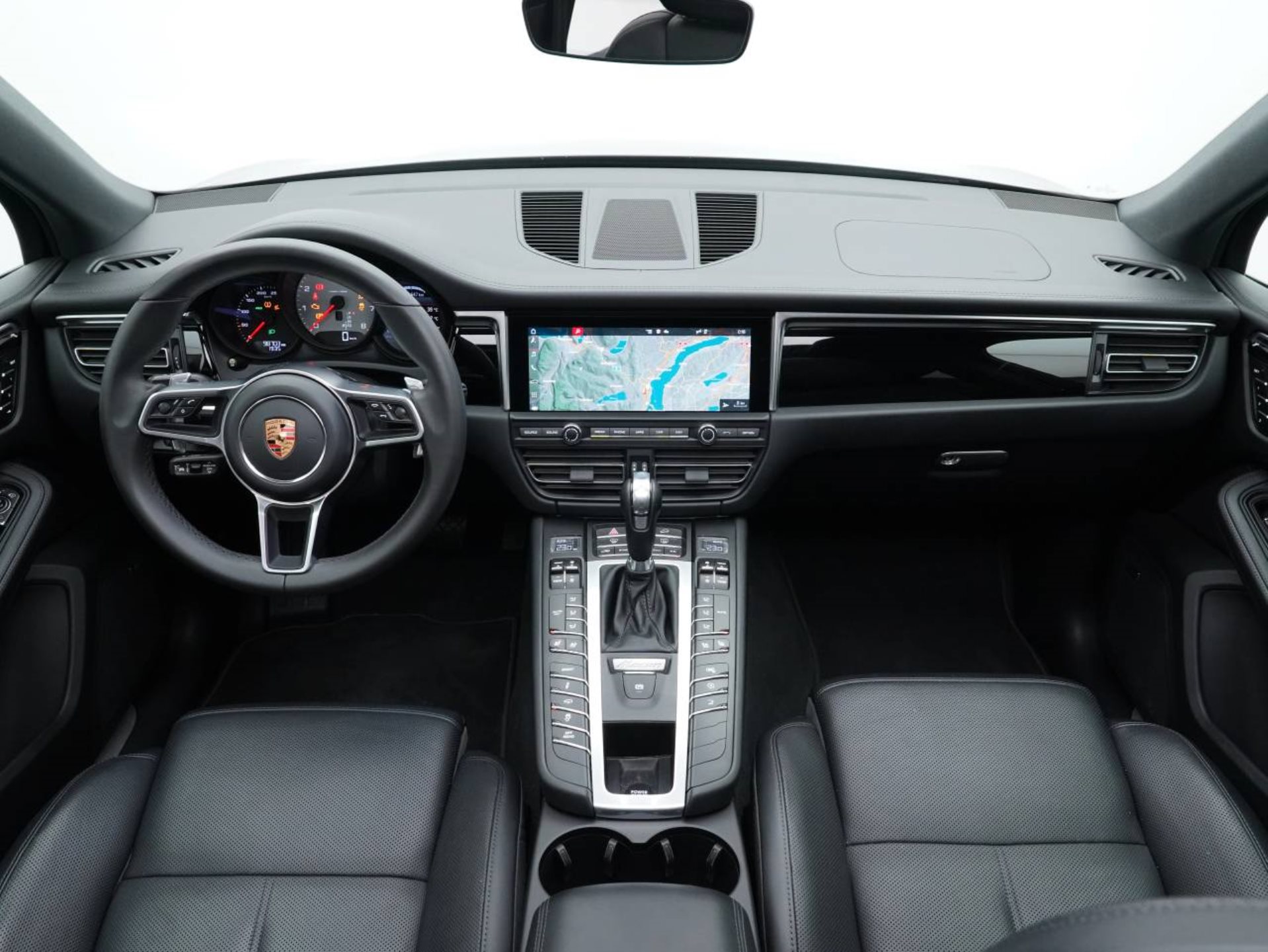 PORSCHE Macan S-image-14