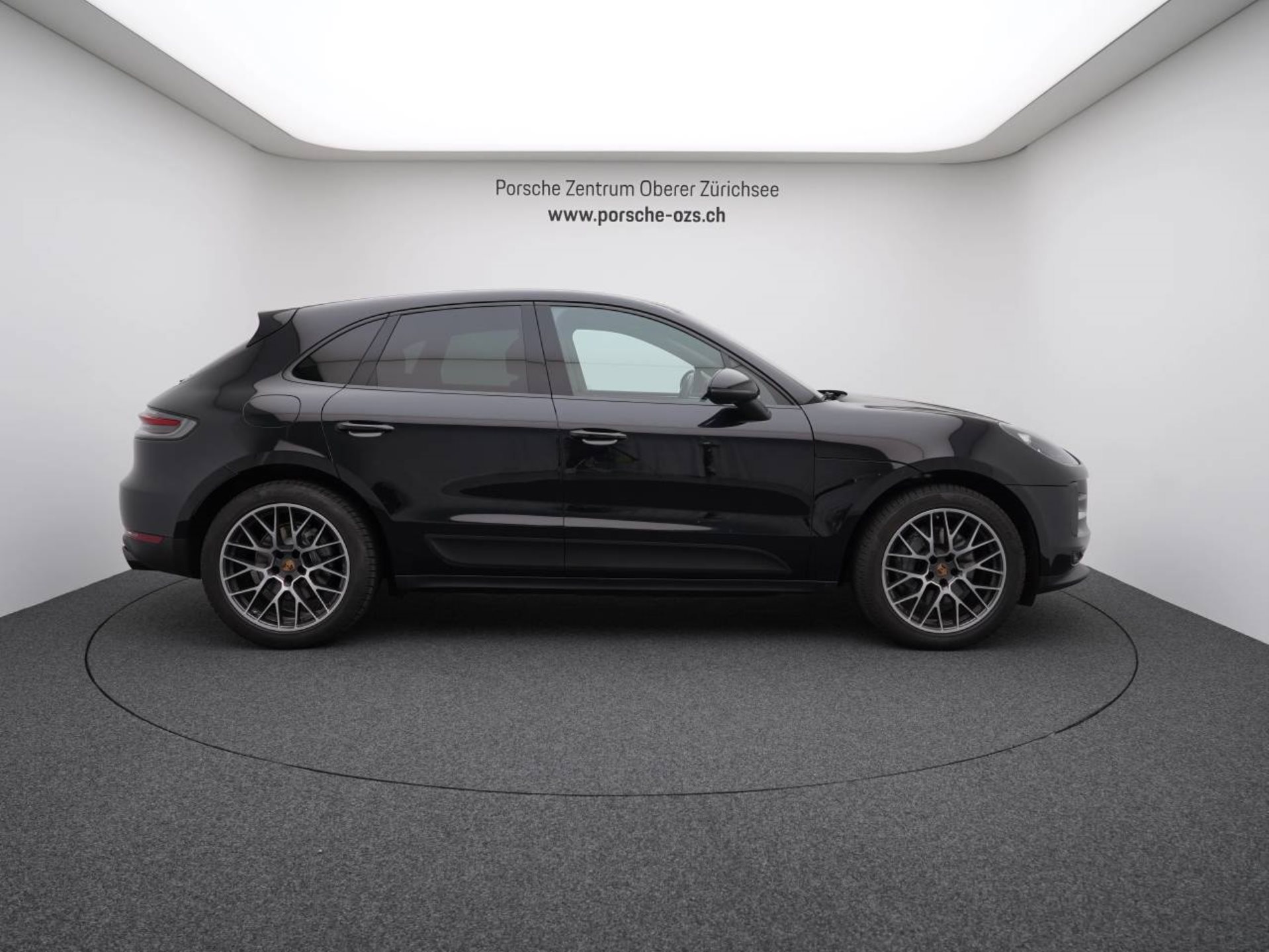 PORSCHE Macan S-image-7