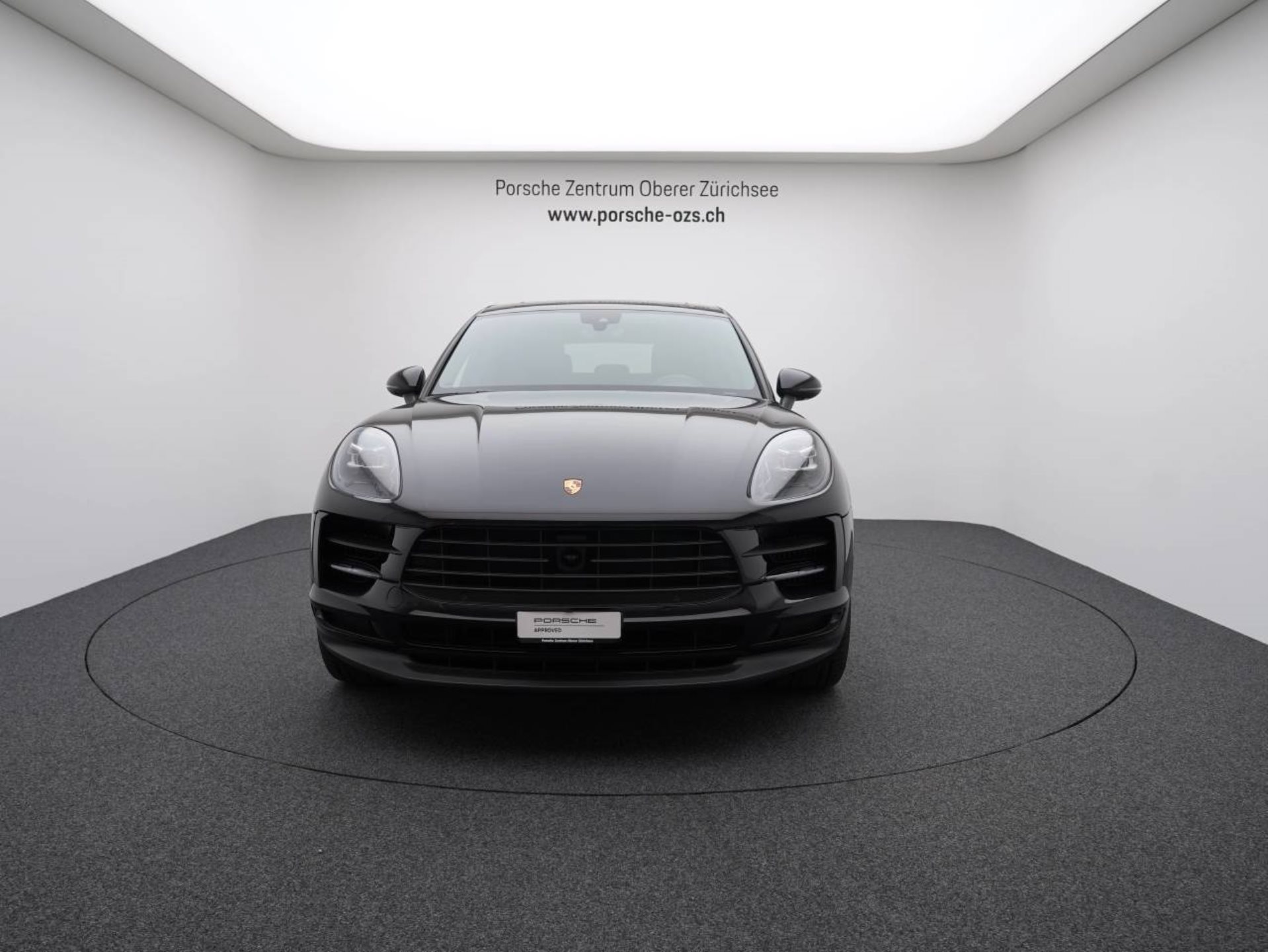 PORSCHE Macan S-image-9