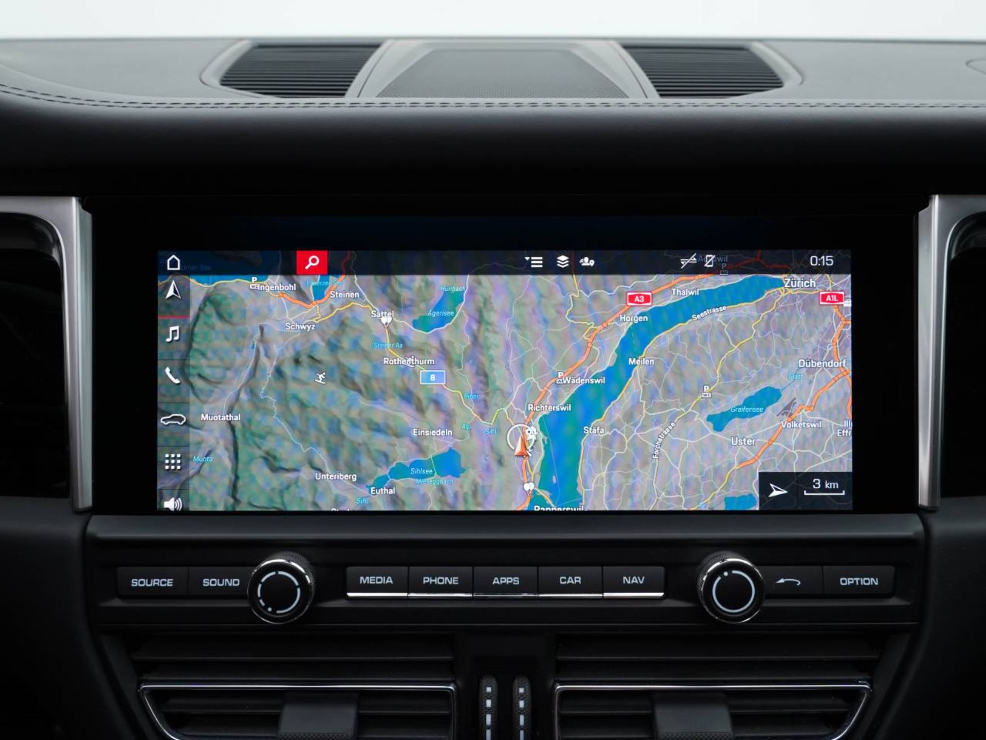PORSCHE Macan S-image-18