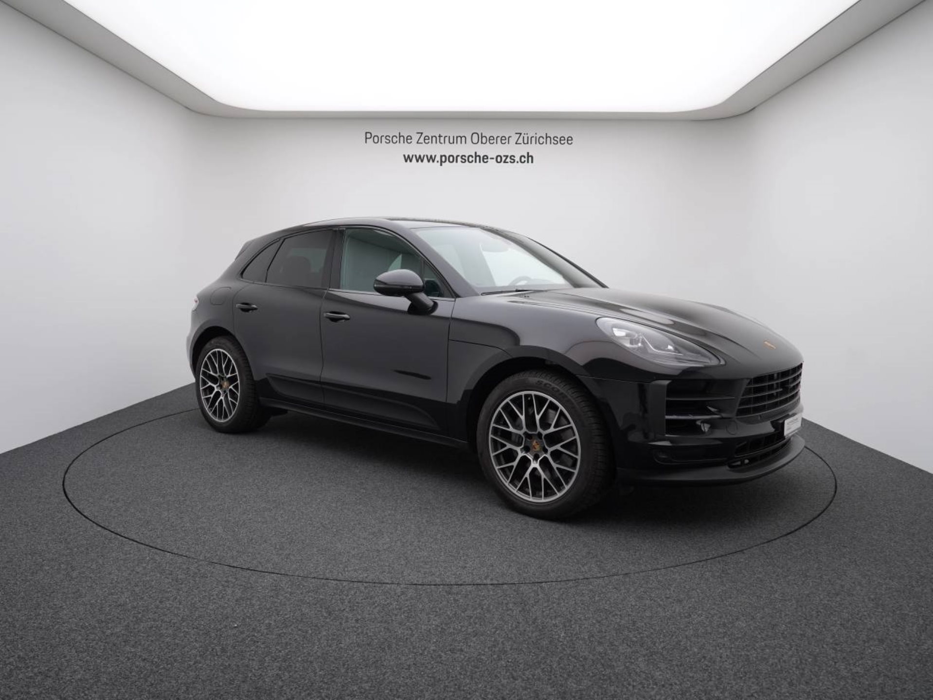 PORSCHE Macan S-image-8