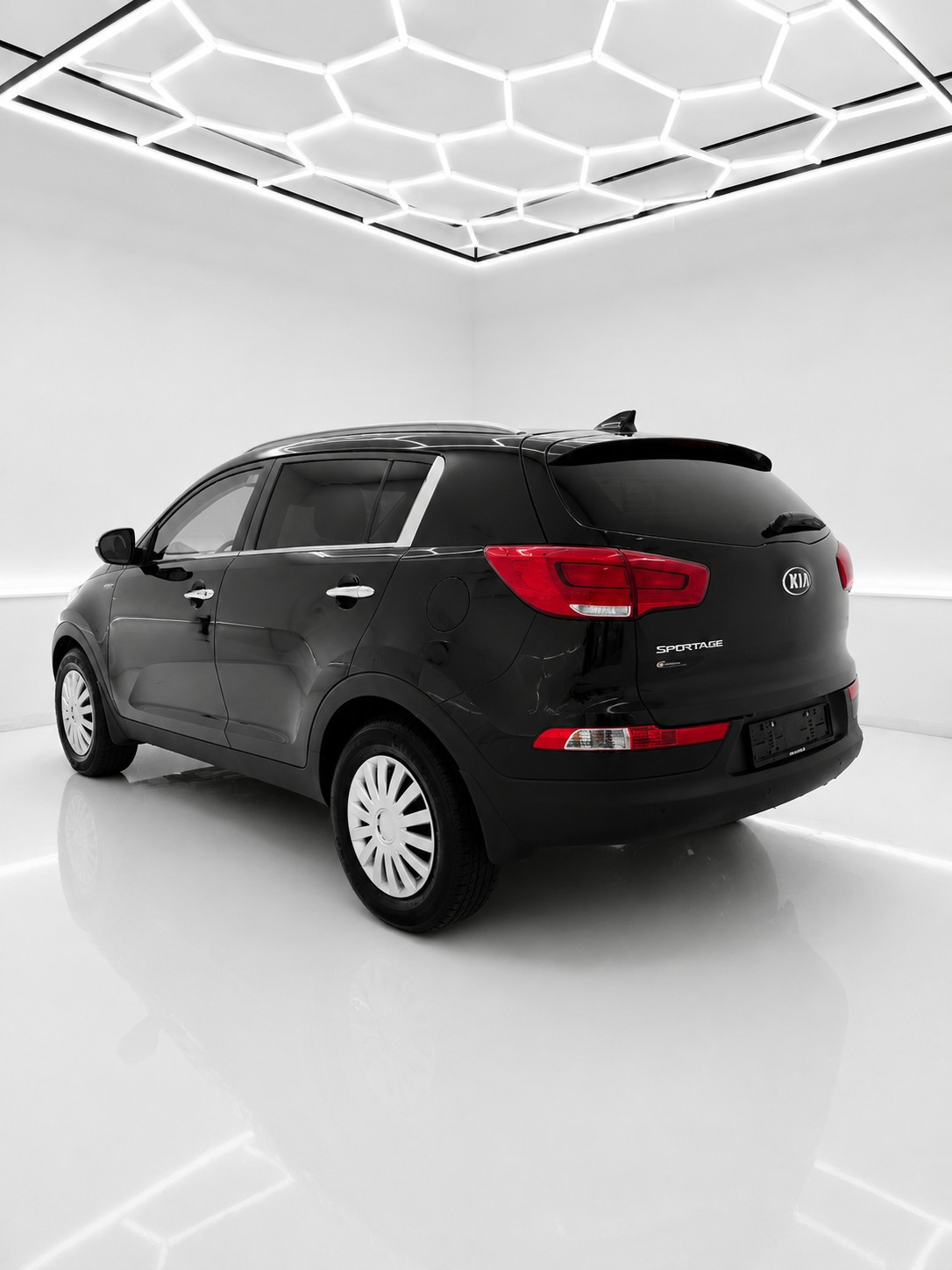 KIA Sportage 2.0 CRDi Trend 4WD Automatic-image-2