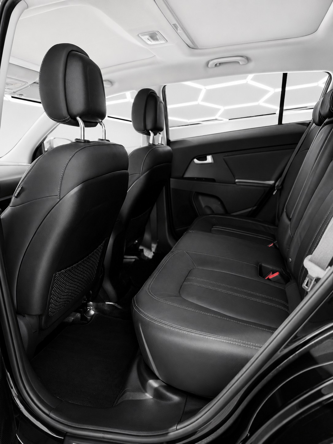 KIA Sportage 2.0 CRDi Trend 4WD Automatic-image-5