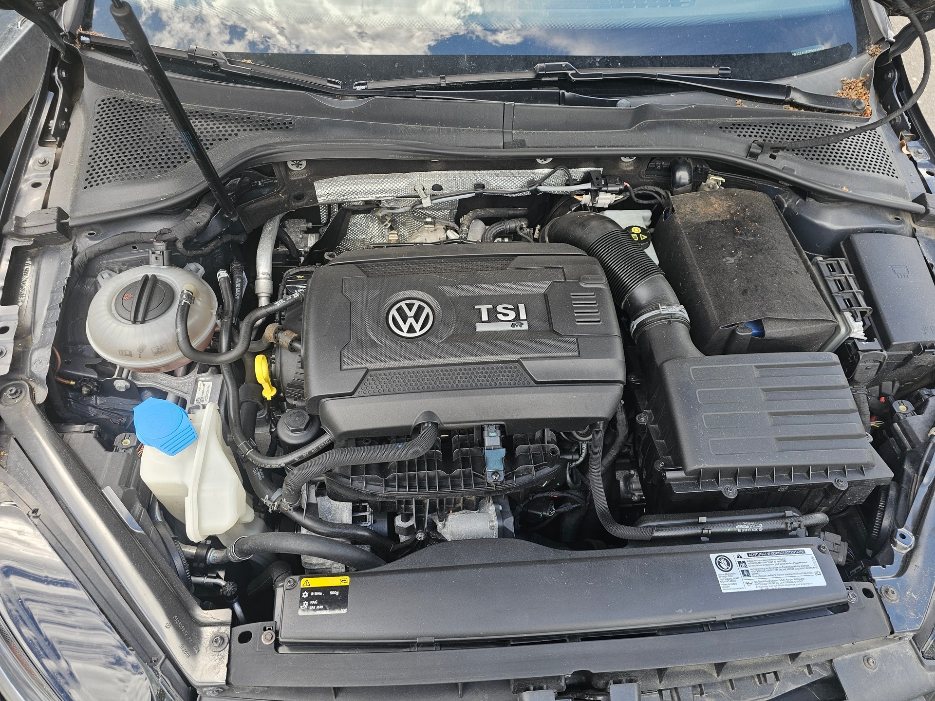 VW Golf Variant 2.0 TSI R 4 Motion DSG-image-8