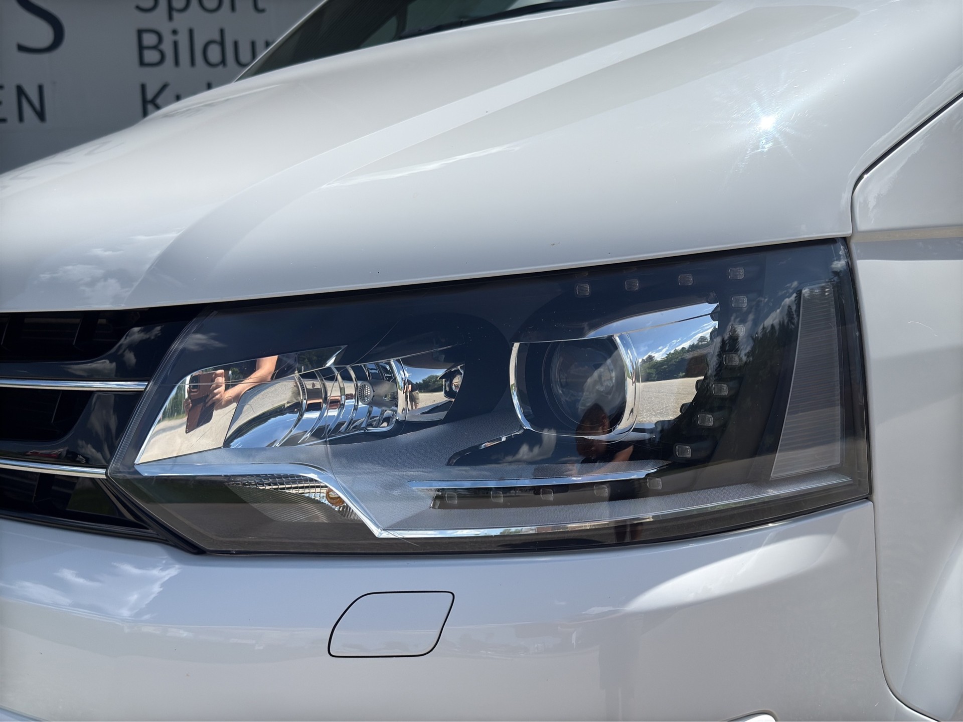 VW T5 Multivan 2.0 TDI CR Startline Last Edition 4Motion-image-10