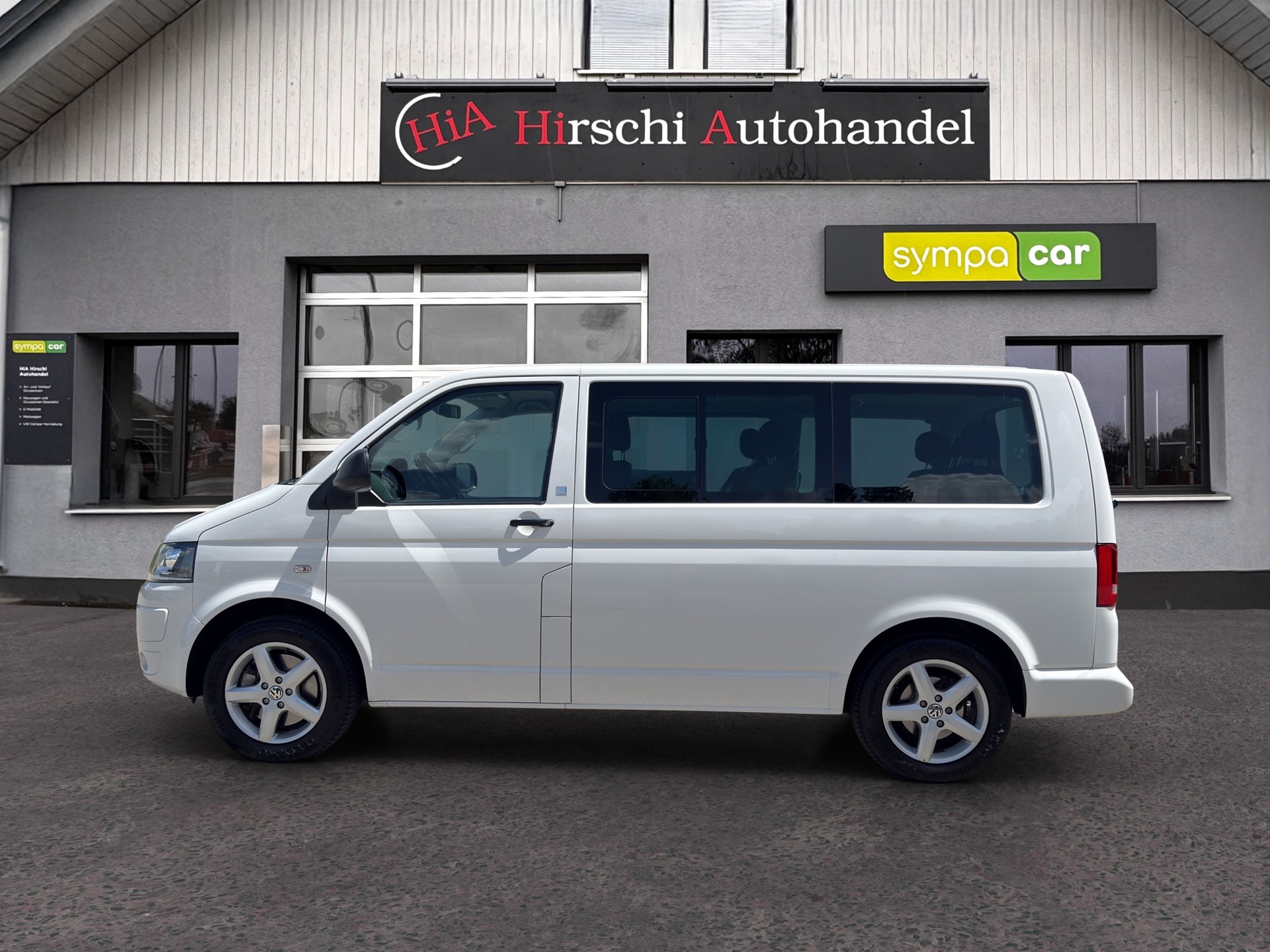 VW T5 Multivan 2.0 TDI CR Startline Last Edition 4Motion-image-4
