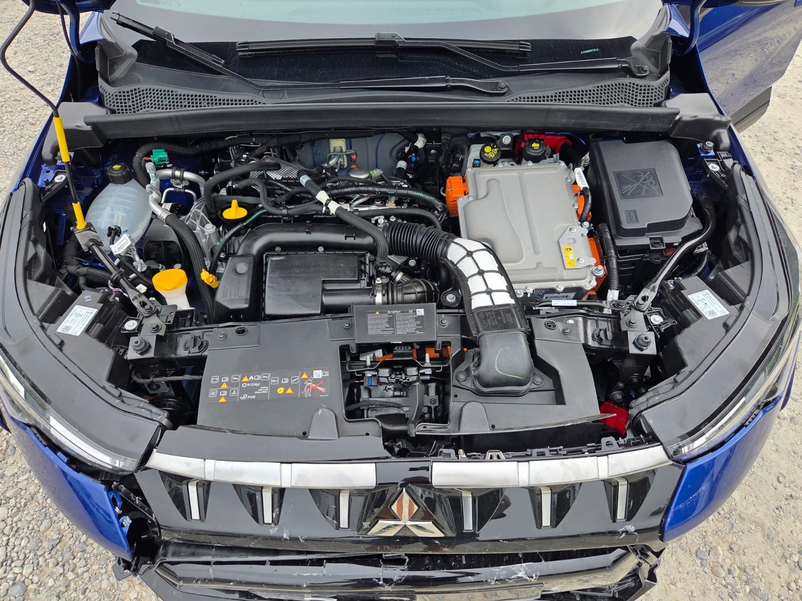 MITSUBISHI ASX 1.8 HEV Invite-image-13