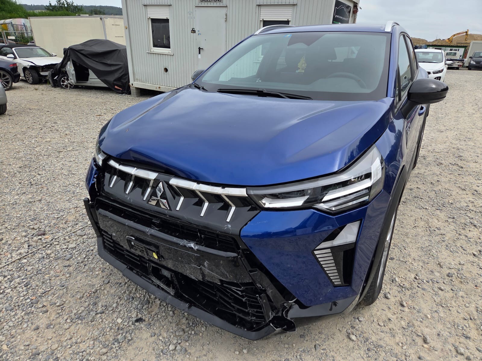 MITSUBISHI ASX 1.8 HEV Invite-image-1