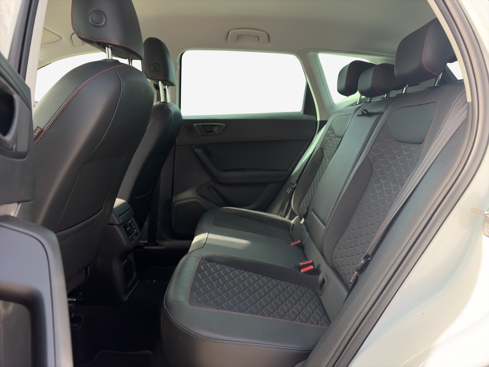 SEAT Ateca 1.5 TSI EVO DSG FR-image-11