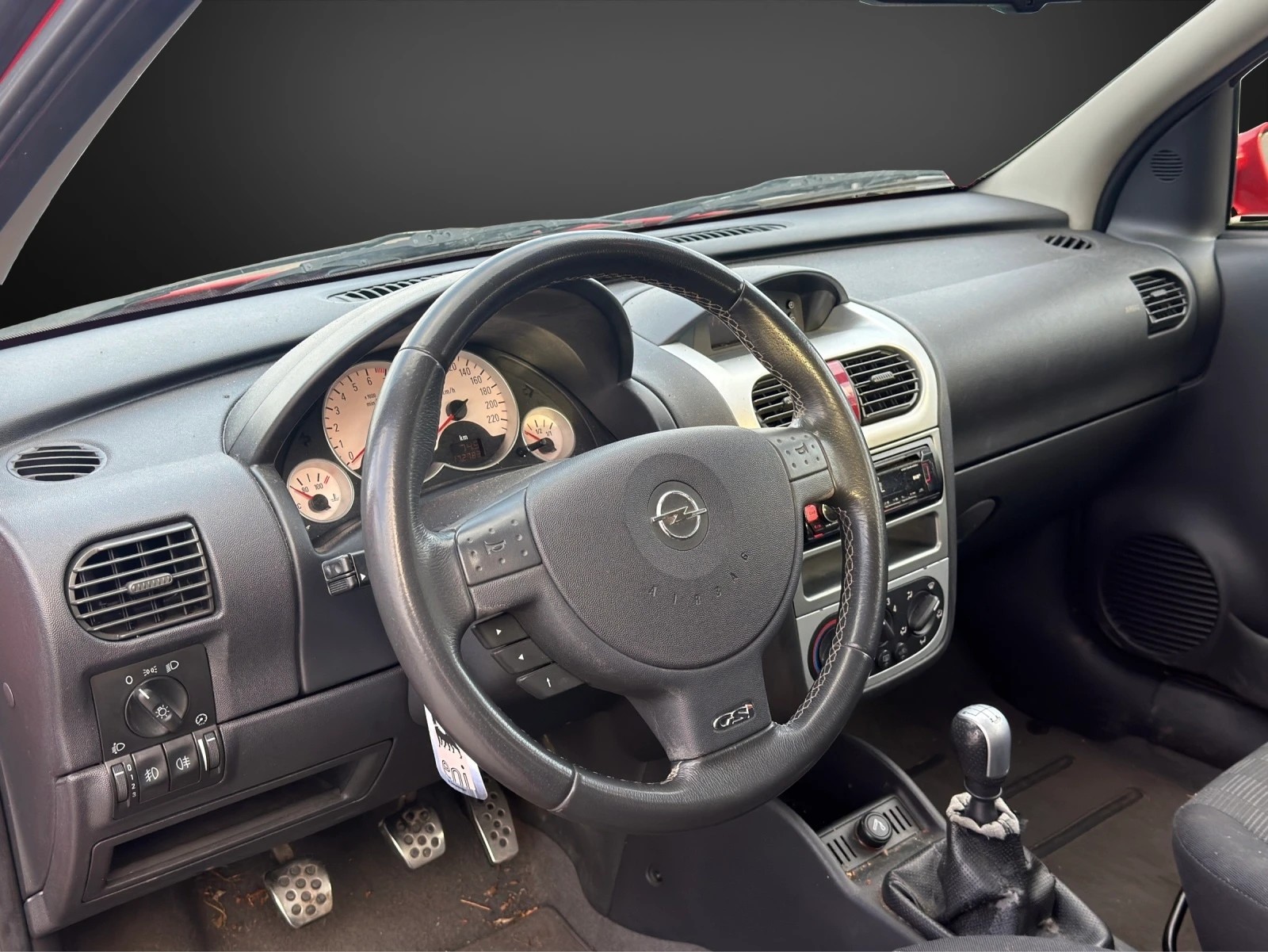 OPEL Corsa 1.8 16V GSi-image-7
