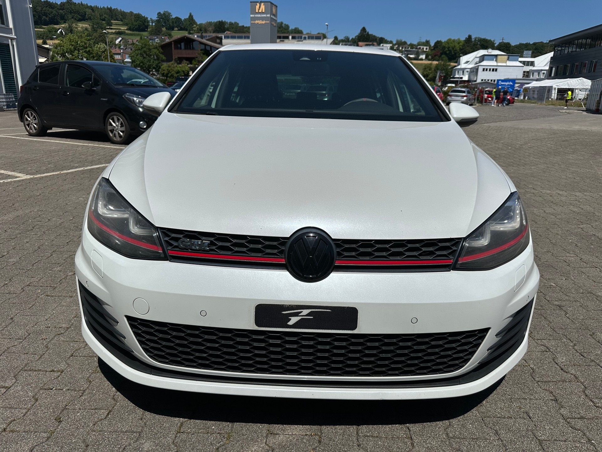 VW Golf 2.0 TSI GTI Performance DSG-image-0