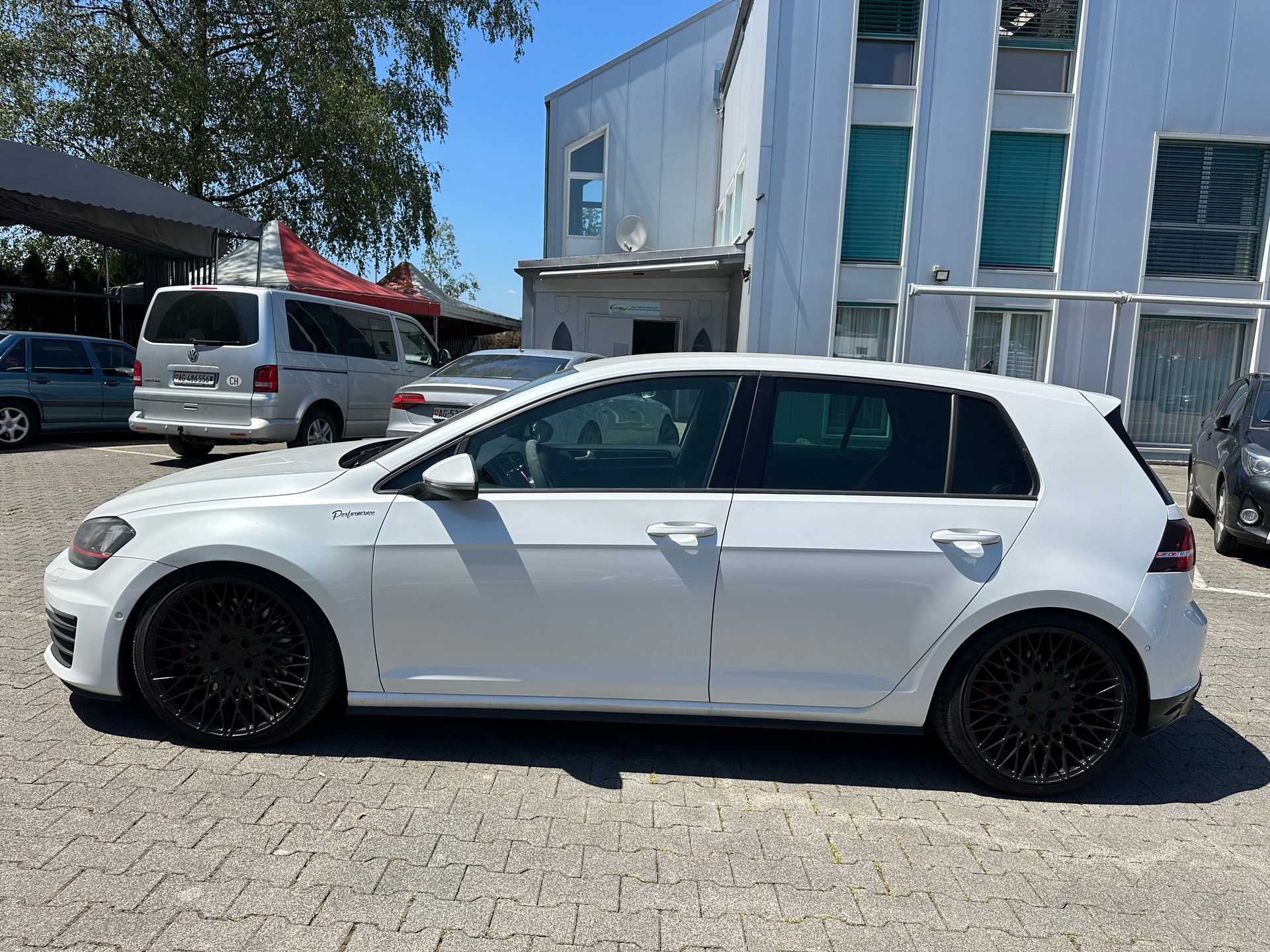 VW Golf 2.0 TSI GTI Performance DSG-image-8