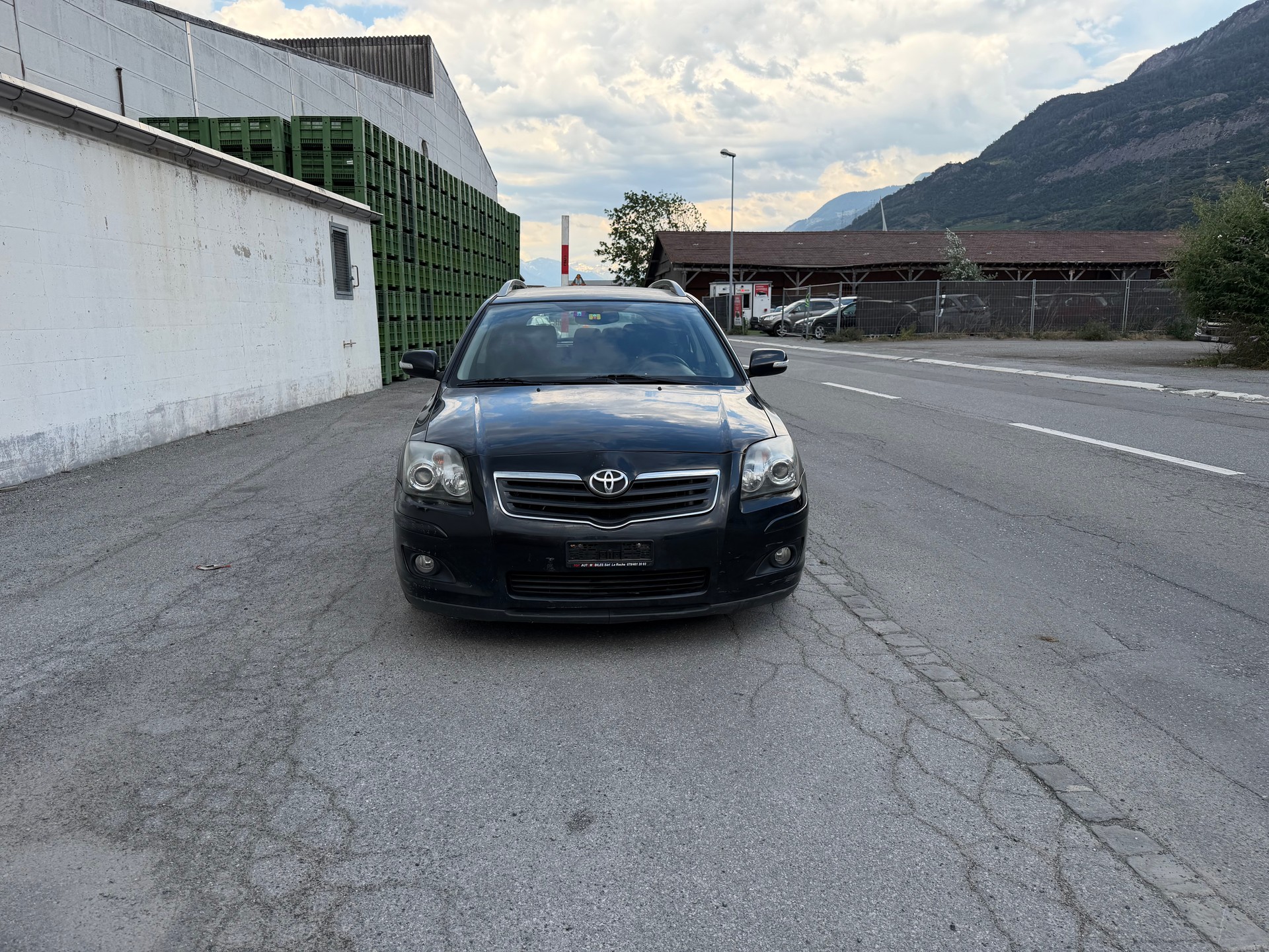 TOYOTA Avensis 2.4 D4 VVT-i Linea Sol Prem. T-Step5-image-0