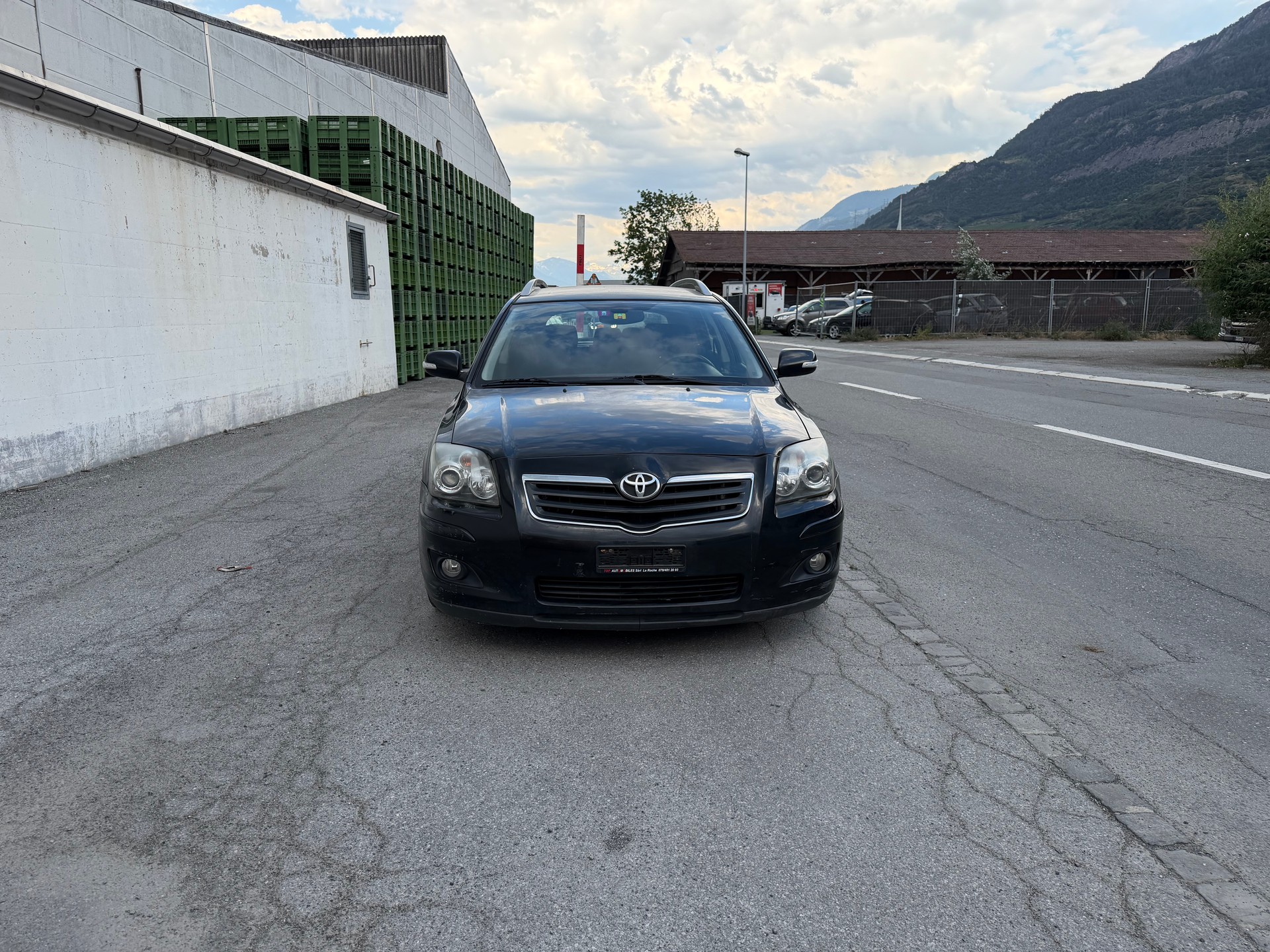 TOYOTA Avensis 2.4 D4 VVT-i Linea Sol Prem. T-Step5-image-10