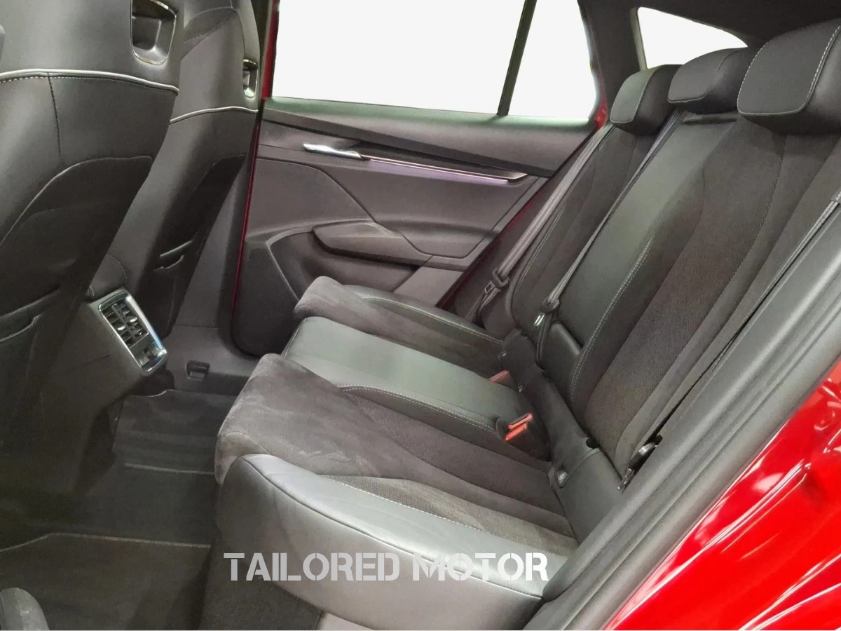 SKODA Enyaq iV 80x SportLine-image-6