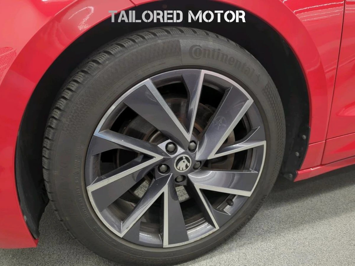SKODA Enyaq iV 80x SportLine-image-11