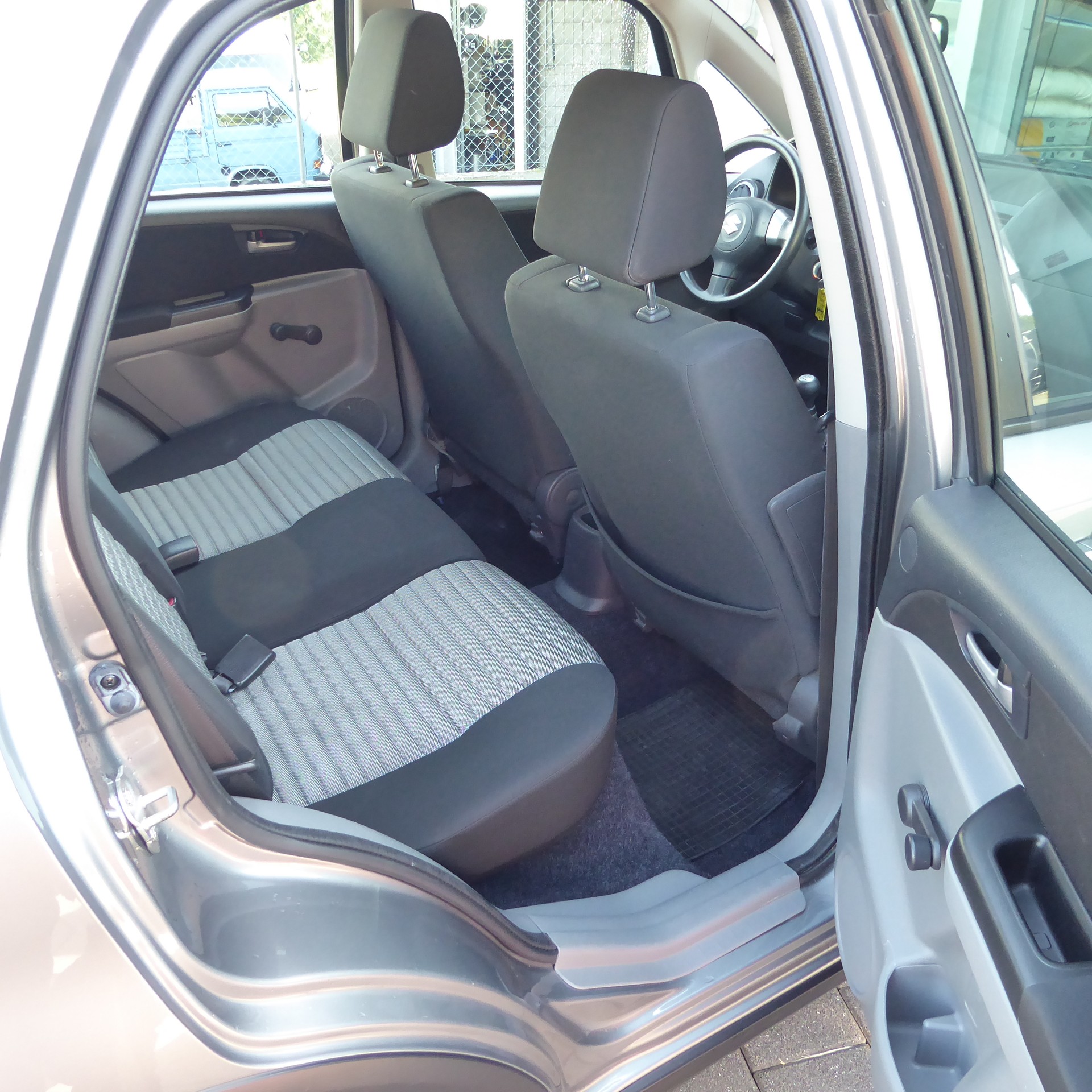 SUZUKI SX4 1.6 16V GL 4WD-image-6