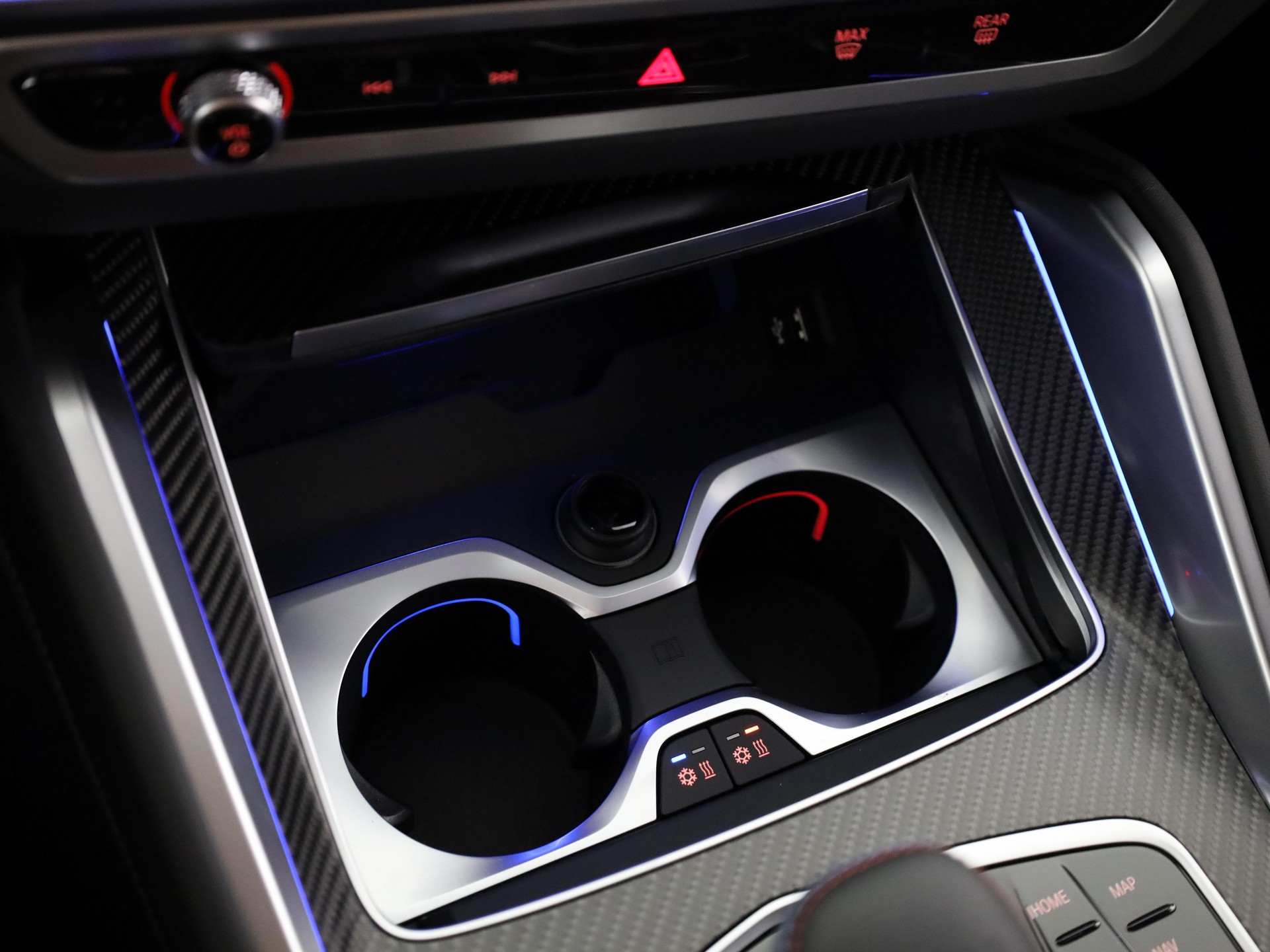 BMW XM 50e Plug-in Hybrid-image-18