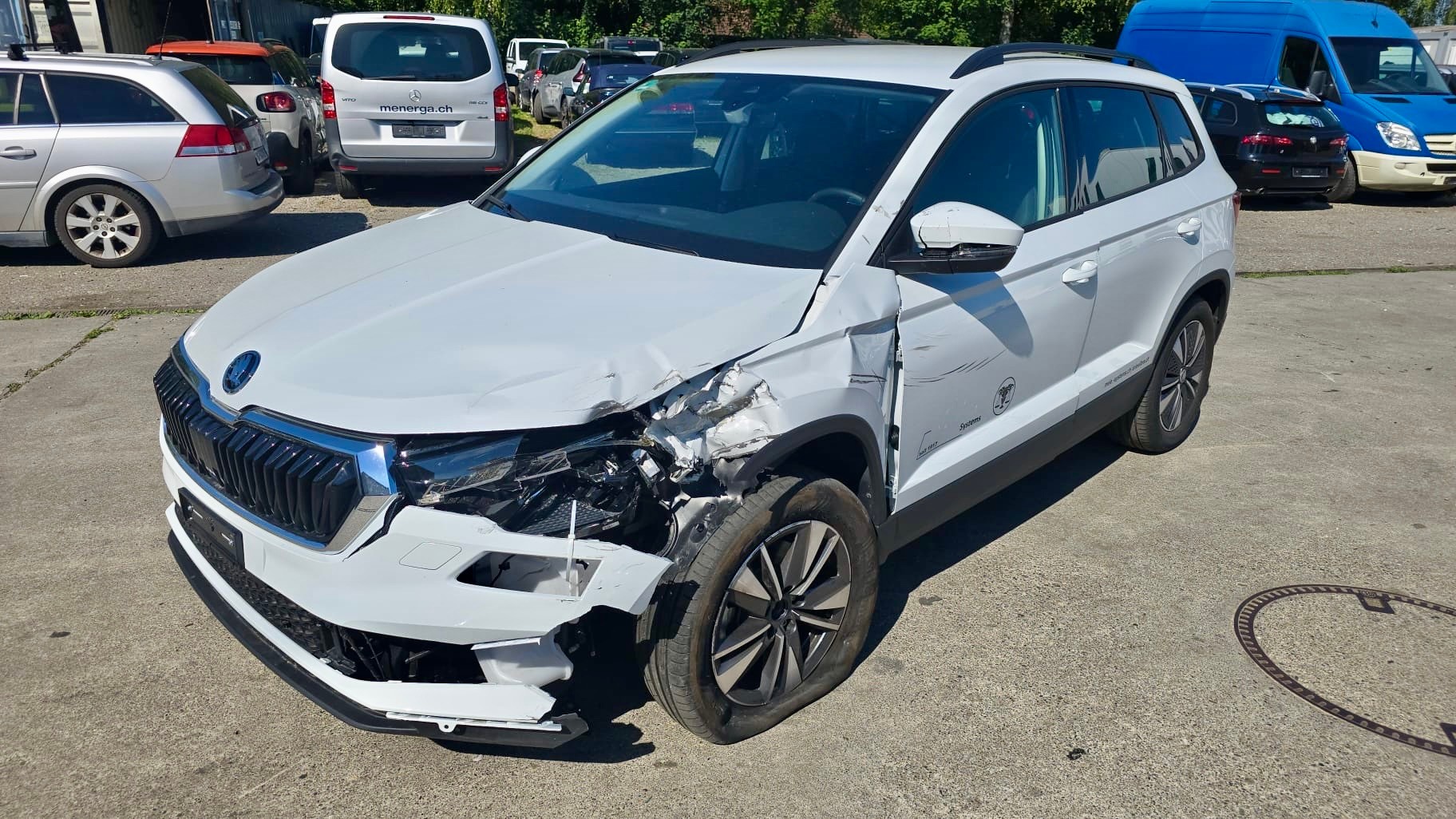 SKODA Karoq 2.0 TDI CR Dynamic 4x4 DSG-image-0