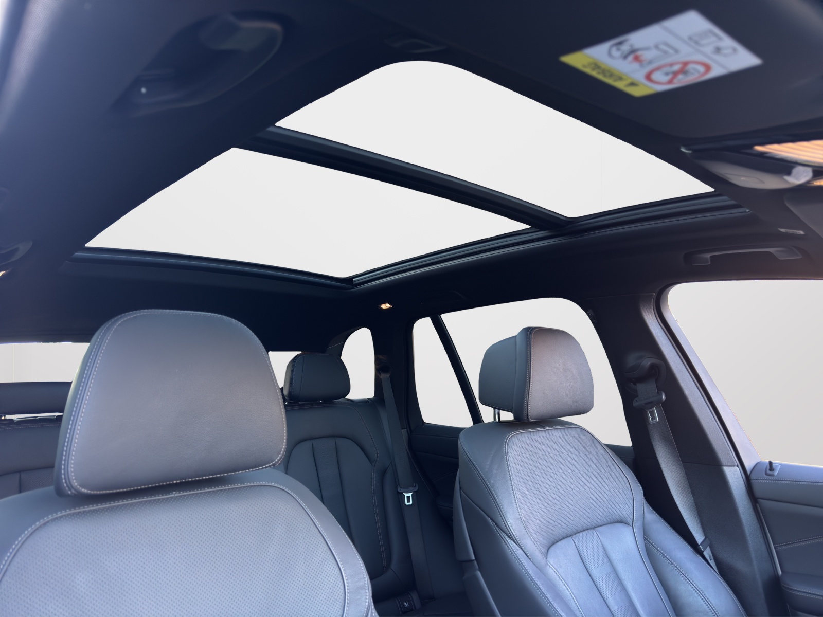 BMW X5 xDrive 48V 40d M Sport Steptronic-image-14