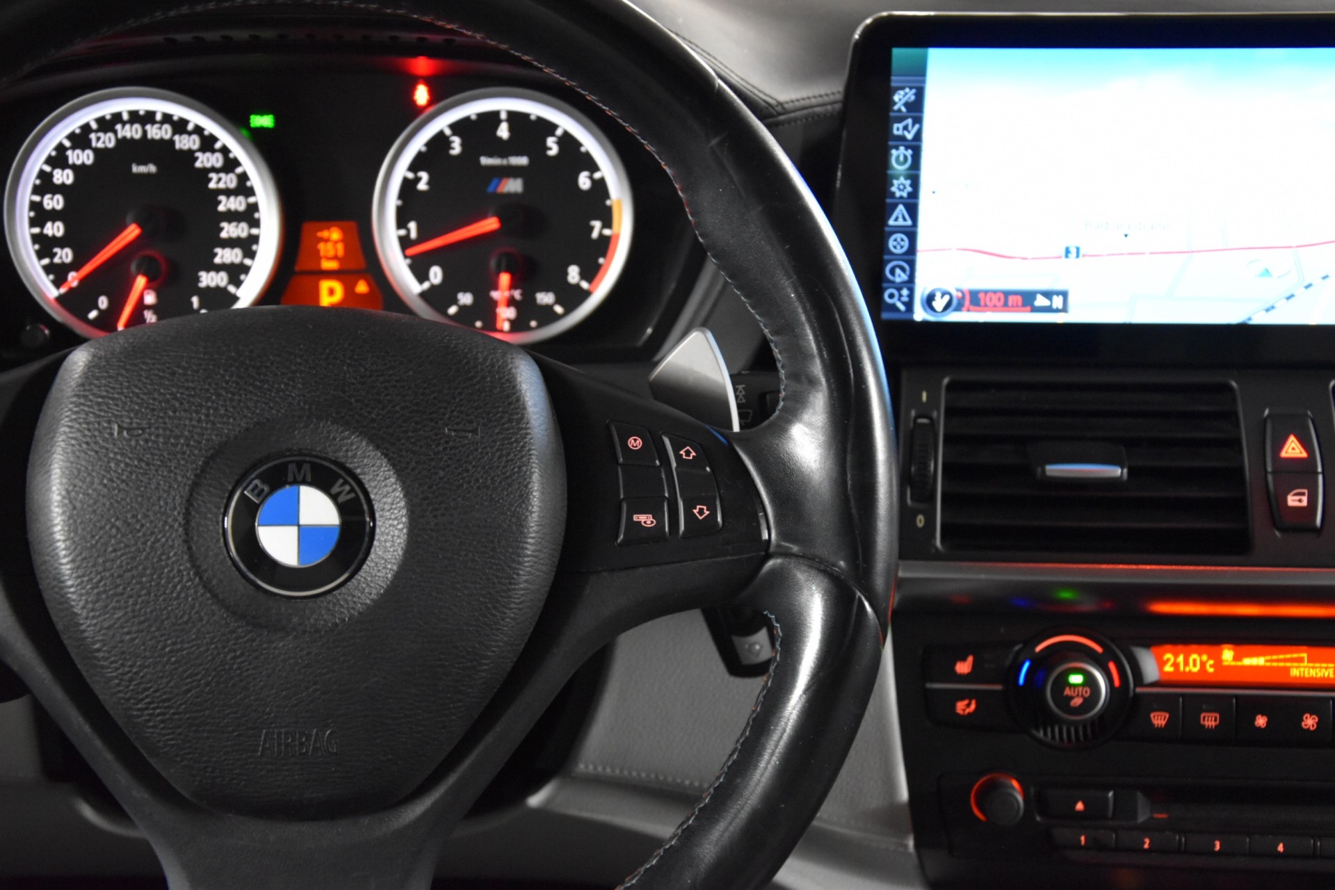 BMW X6 M Steptronic-image-15