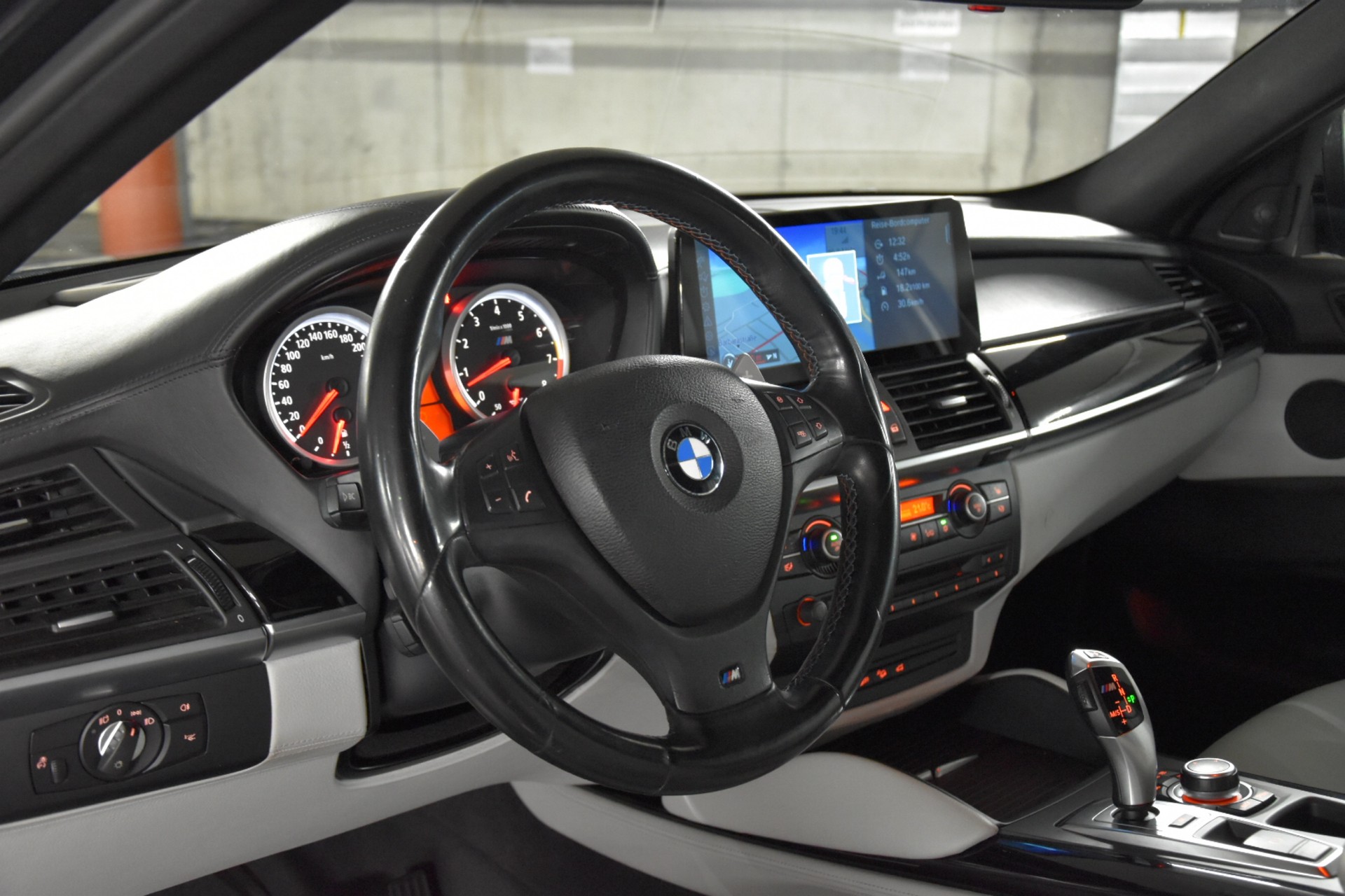 BMW X6 M Steptronic-image-21