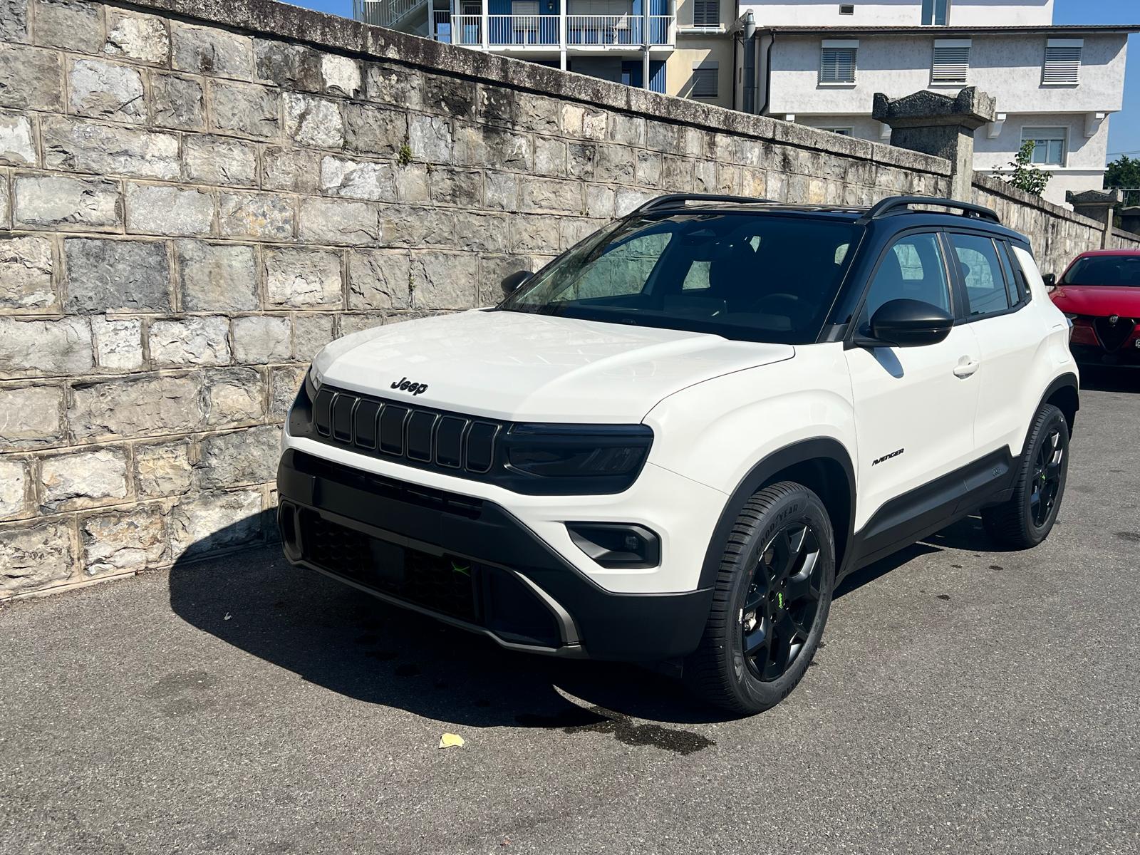 JEEP Avenger 1.2 Turbo MHEV Upland Plus 4xe-image-2