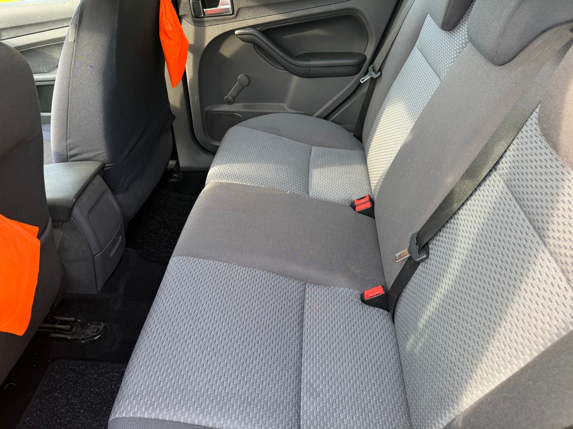 FORD Focus 1.8i Carving-image-10