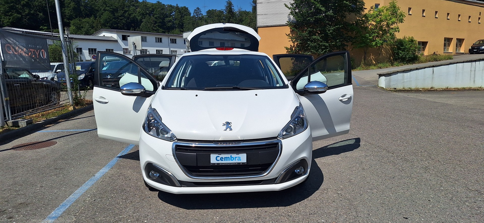 PEUGEOT 208 1.2 PureTech Active-image-14