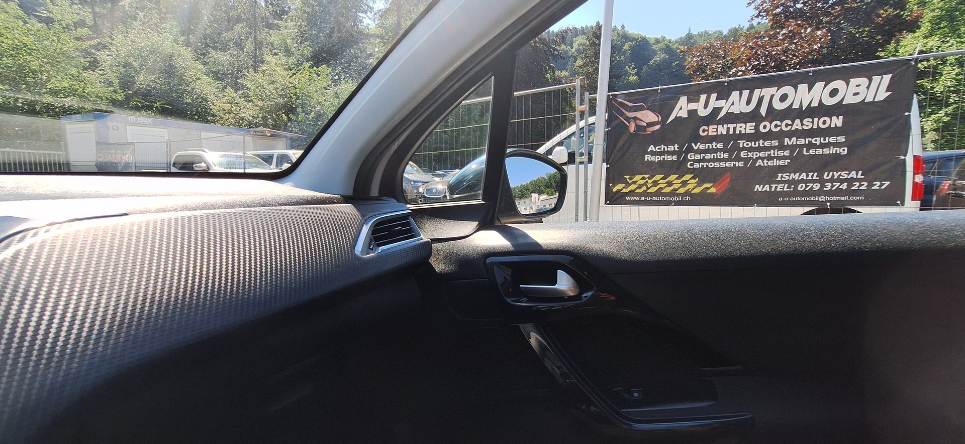 PEUGEOT 208 1.2 PureTech Active-image-24