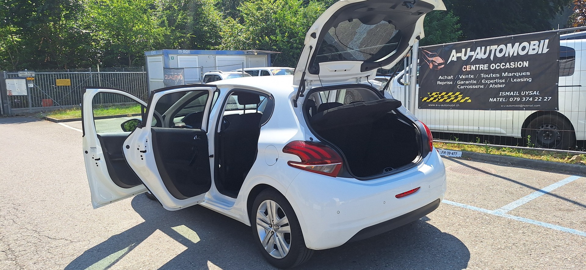 PEUGEOT 208 1.2 PureTech Active-image-17