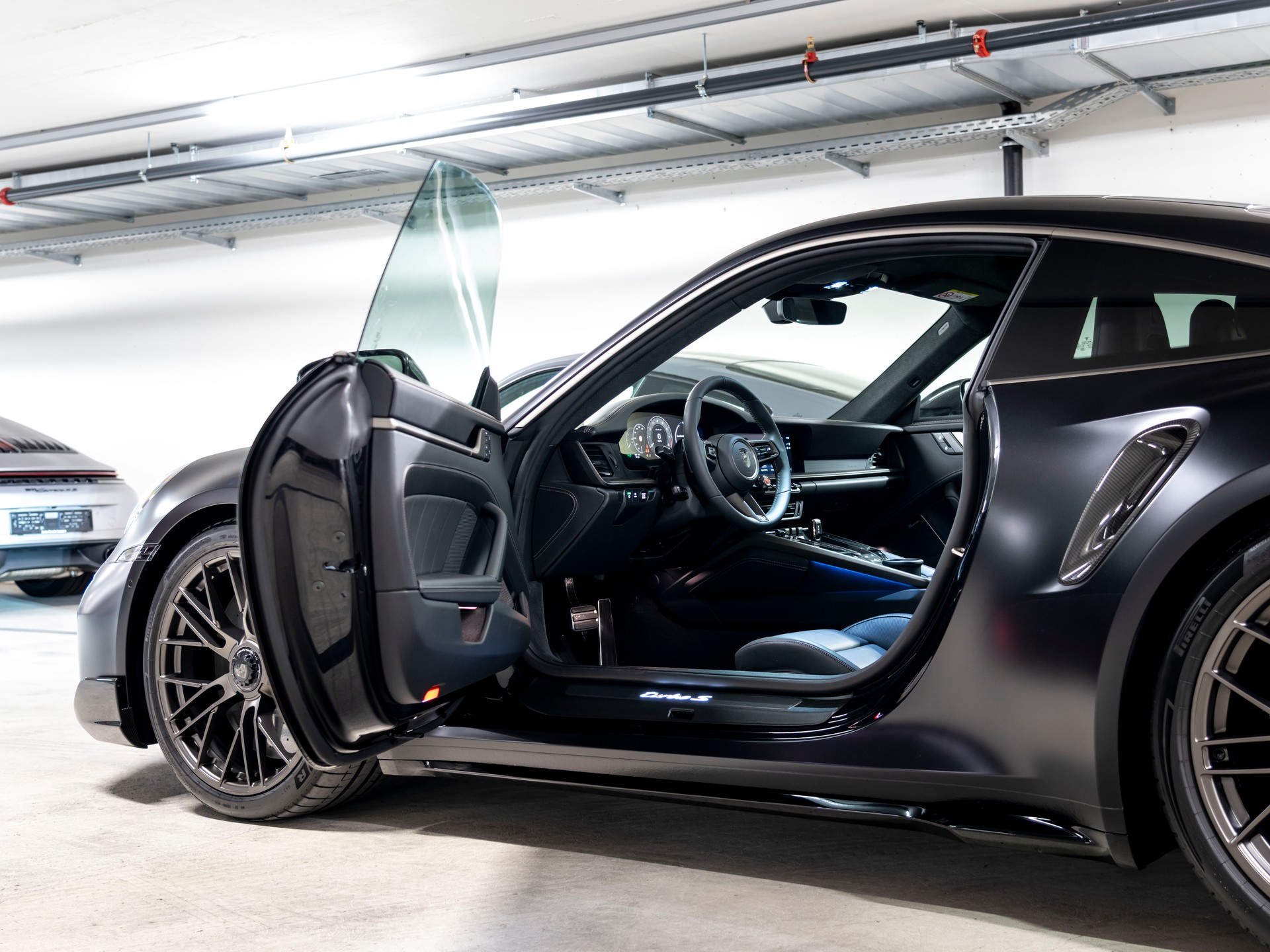 PORSCHE 911 Turbo S PDK-image-10