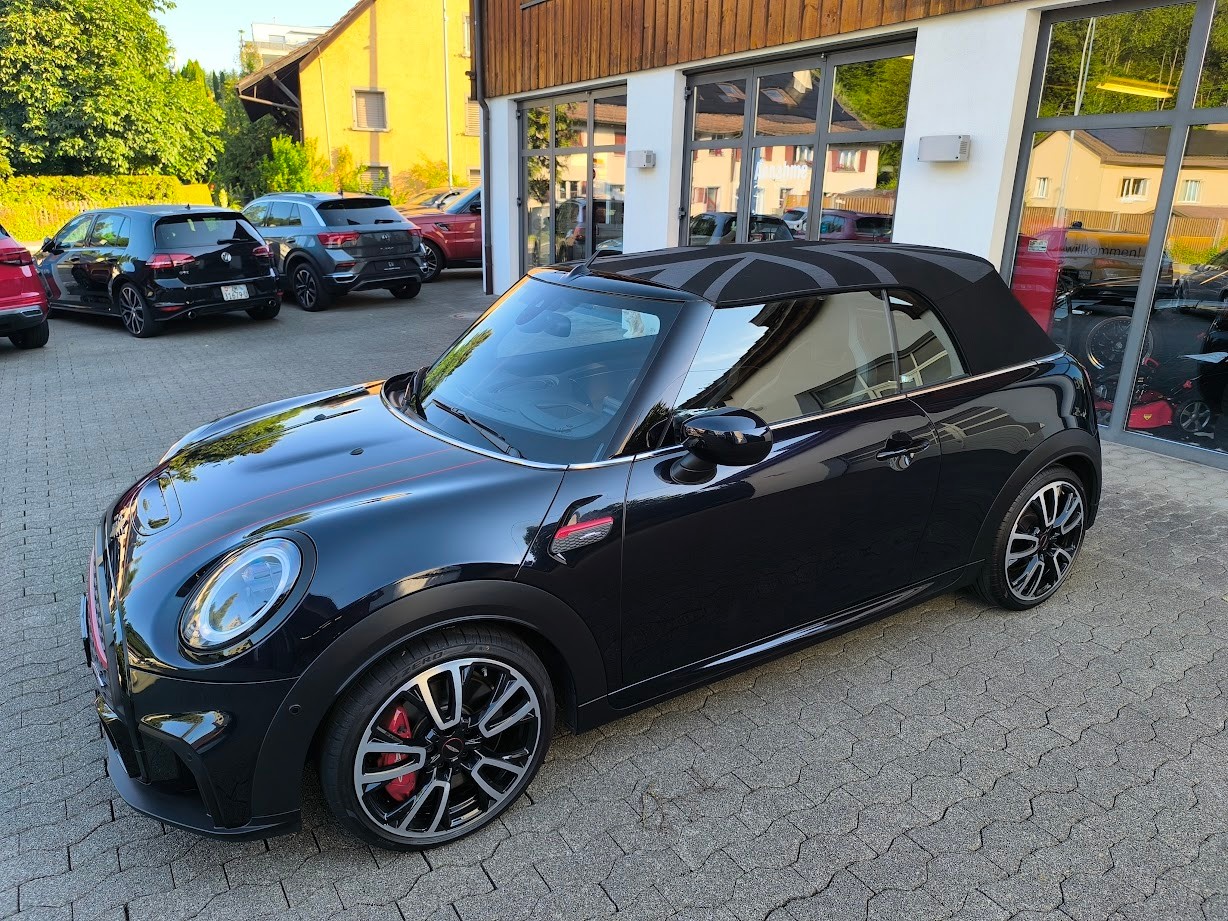 MINI Cooper John Cooper Works Cabriolet Steptronic-image-5