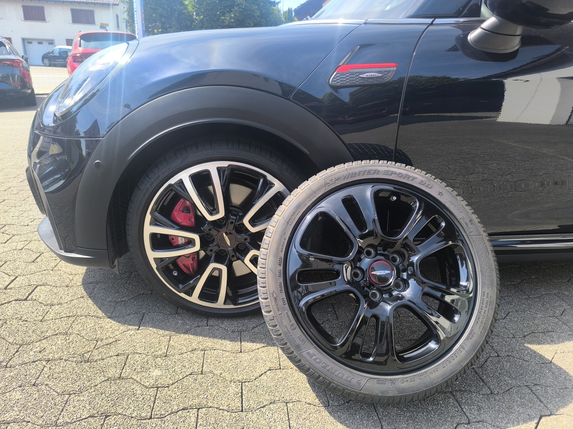 MINI Cooper John Cooper Works Cabriolet Steptronic-image-15