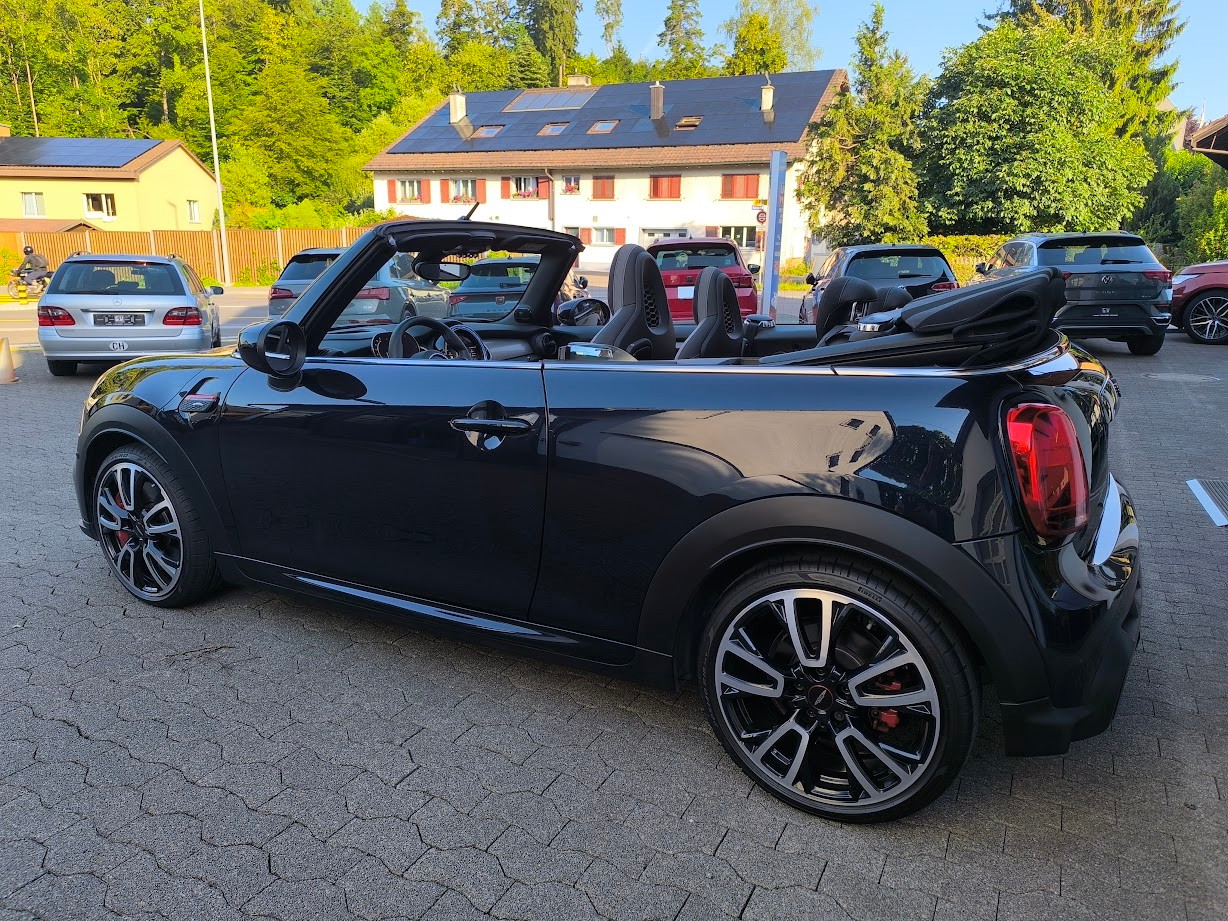 MINI Cooper John Cooper Works Cabriolet Steptronic-image-1