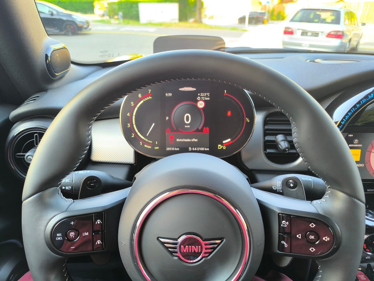 MINI Cooper John Cooper Works Cabriolet Steptronic-image-9